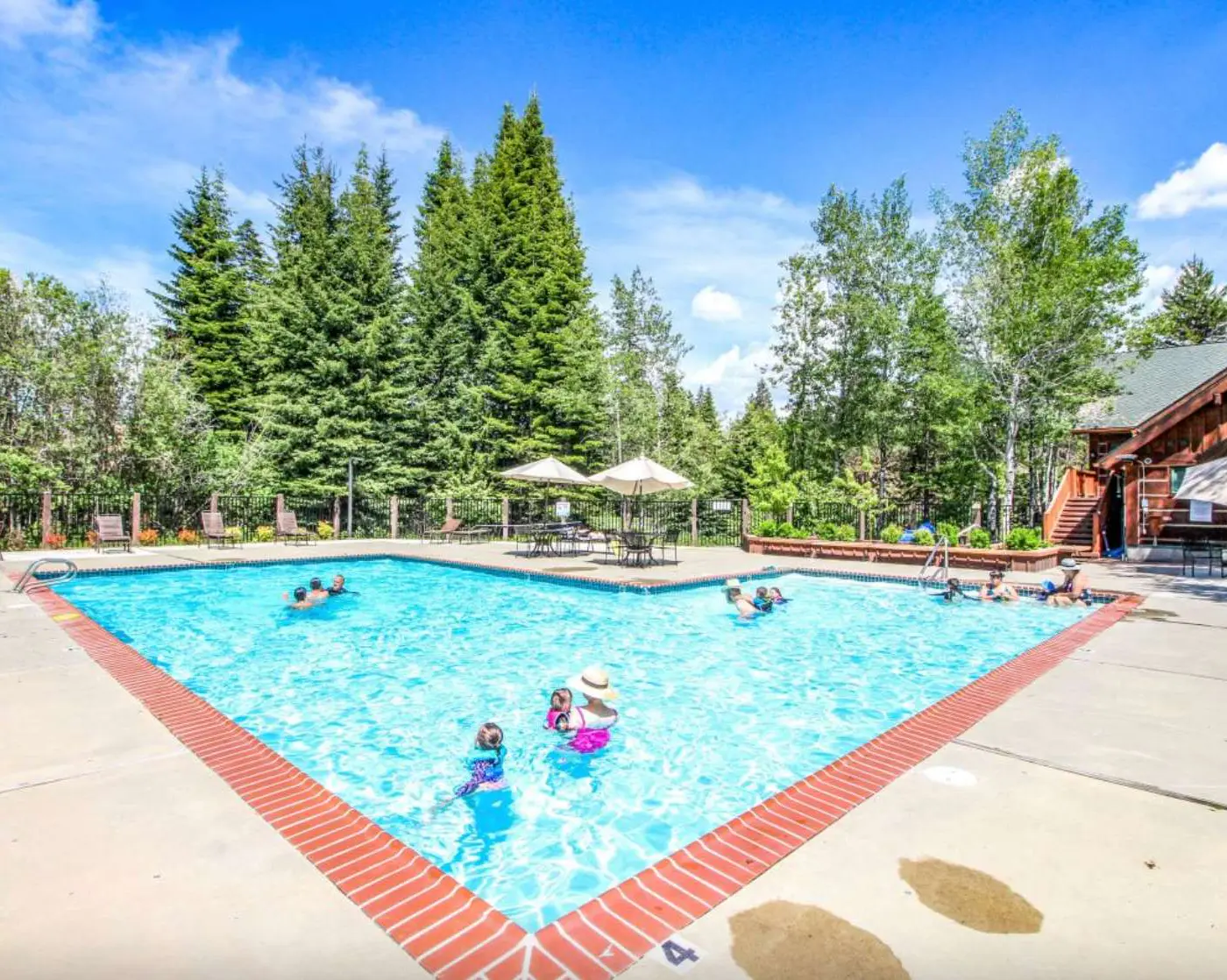 McCall Home Pool, Hot Tub & Gym Access