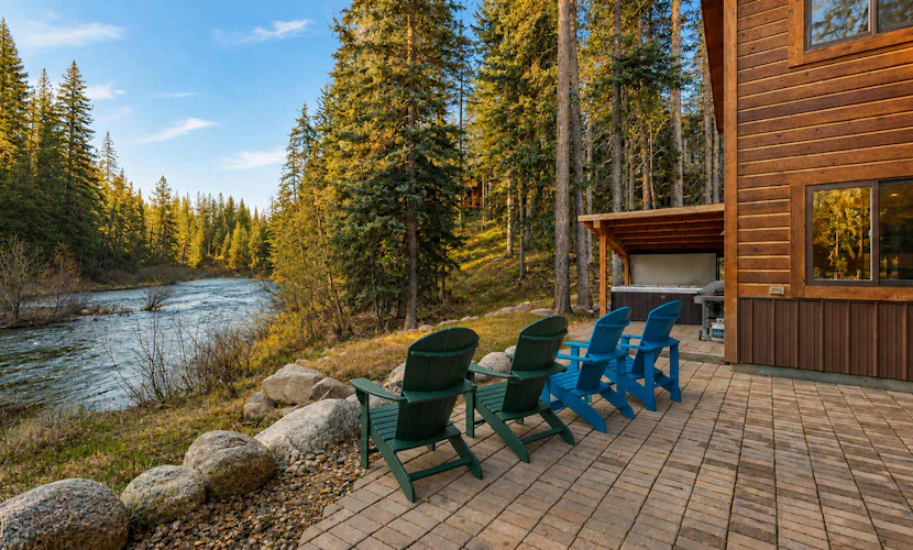 Payette Riverfront Retreat, Hot Tub, Sauna, Views