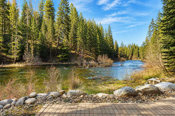 Payette Riverfront Retreat, Hot Tub, Sauna, Views