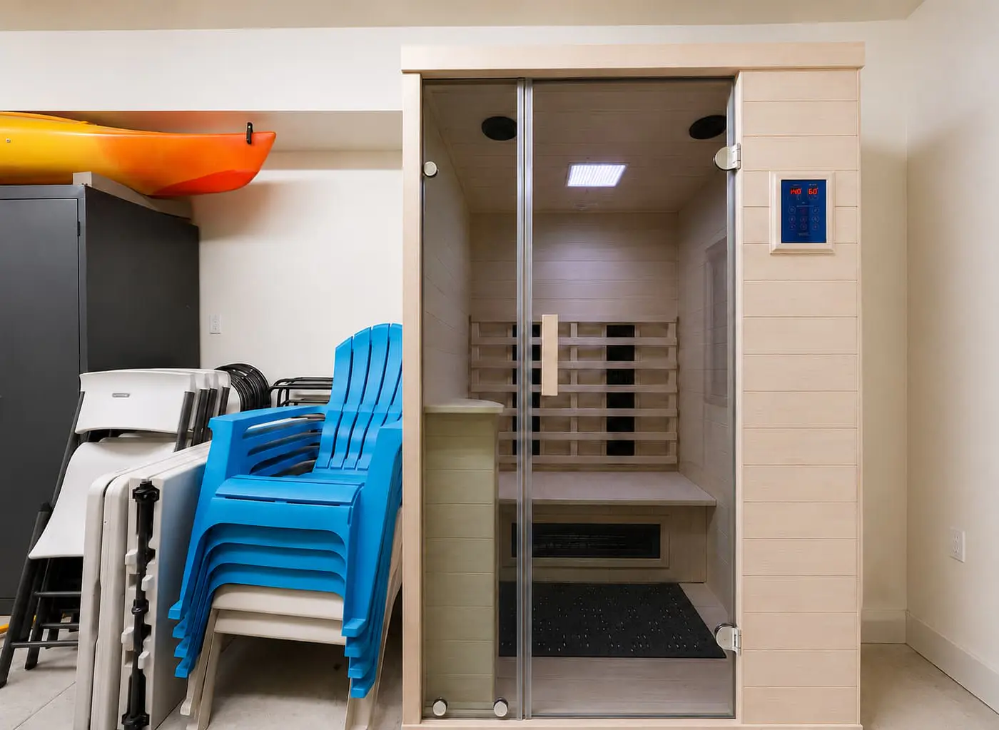 Payette Riverfront Retreat, Hot Tub, Sauna, Views 