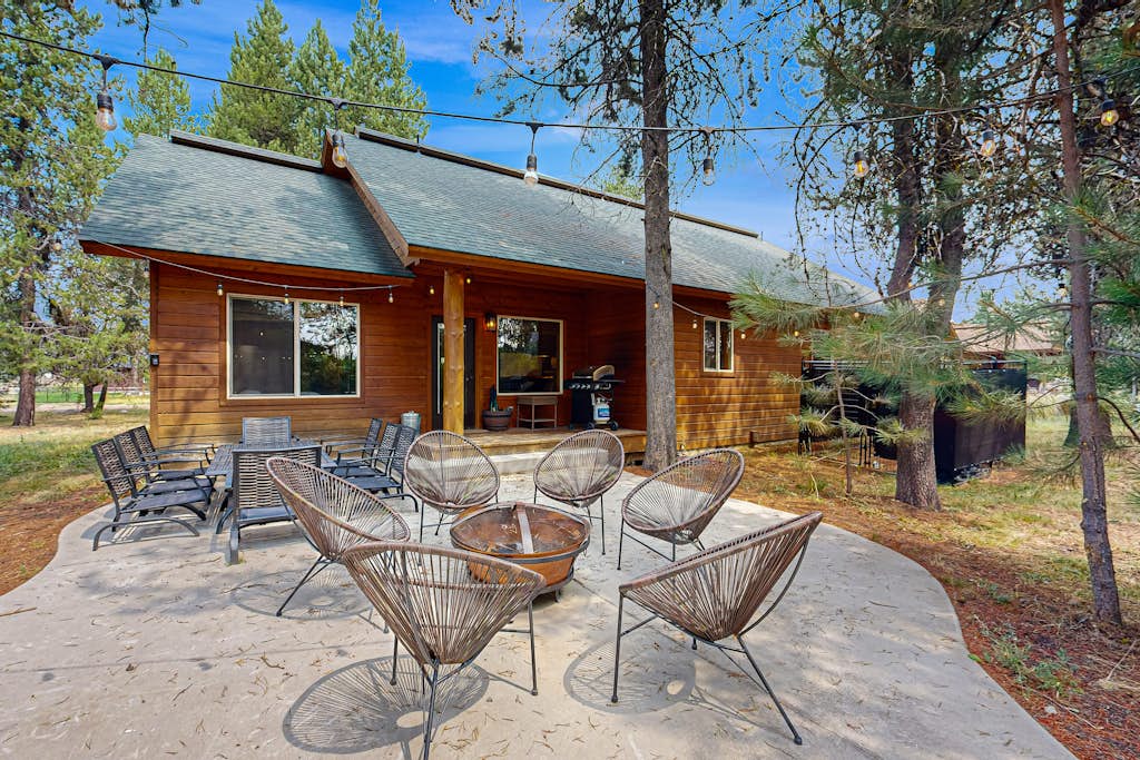 Modern Mountain Cabin | 2 Miles to Downtown