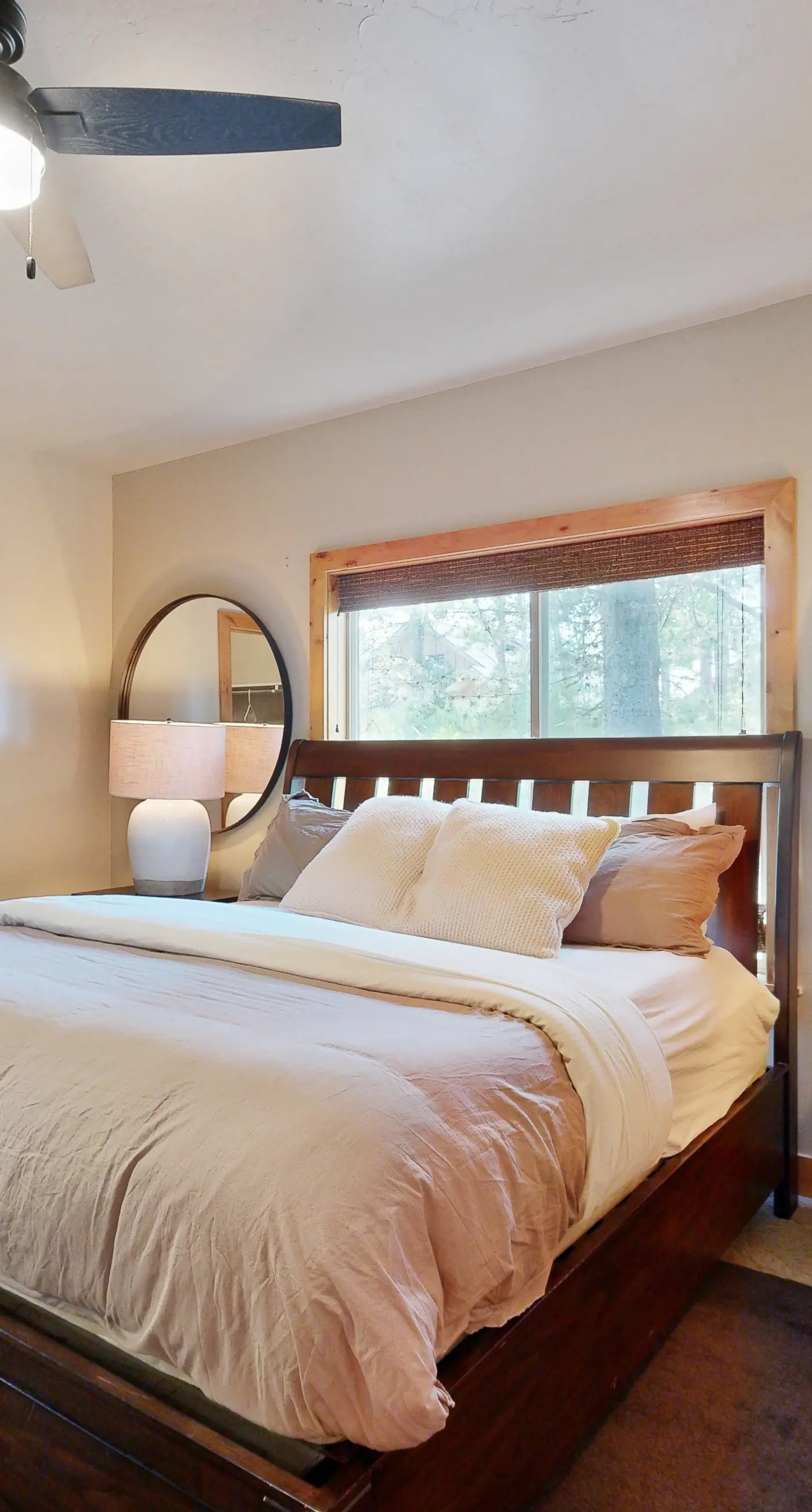 Modern Mountain Cabin 2 Miles to Downtown