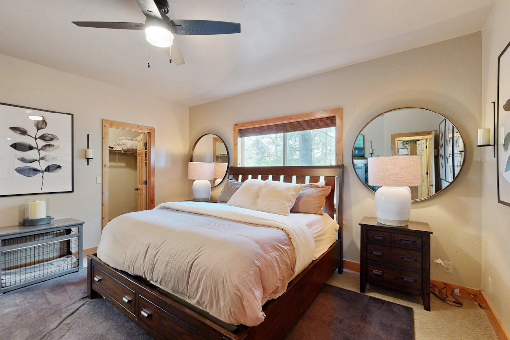 Modern Mountain Cabin 2 Miles to Downtown