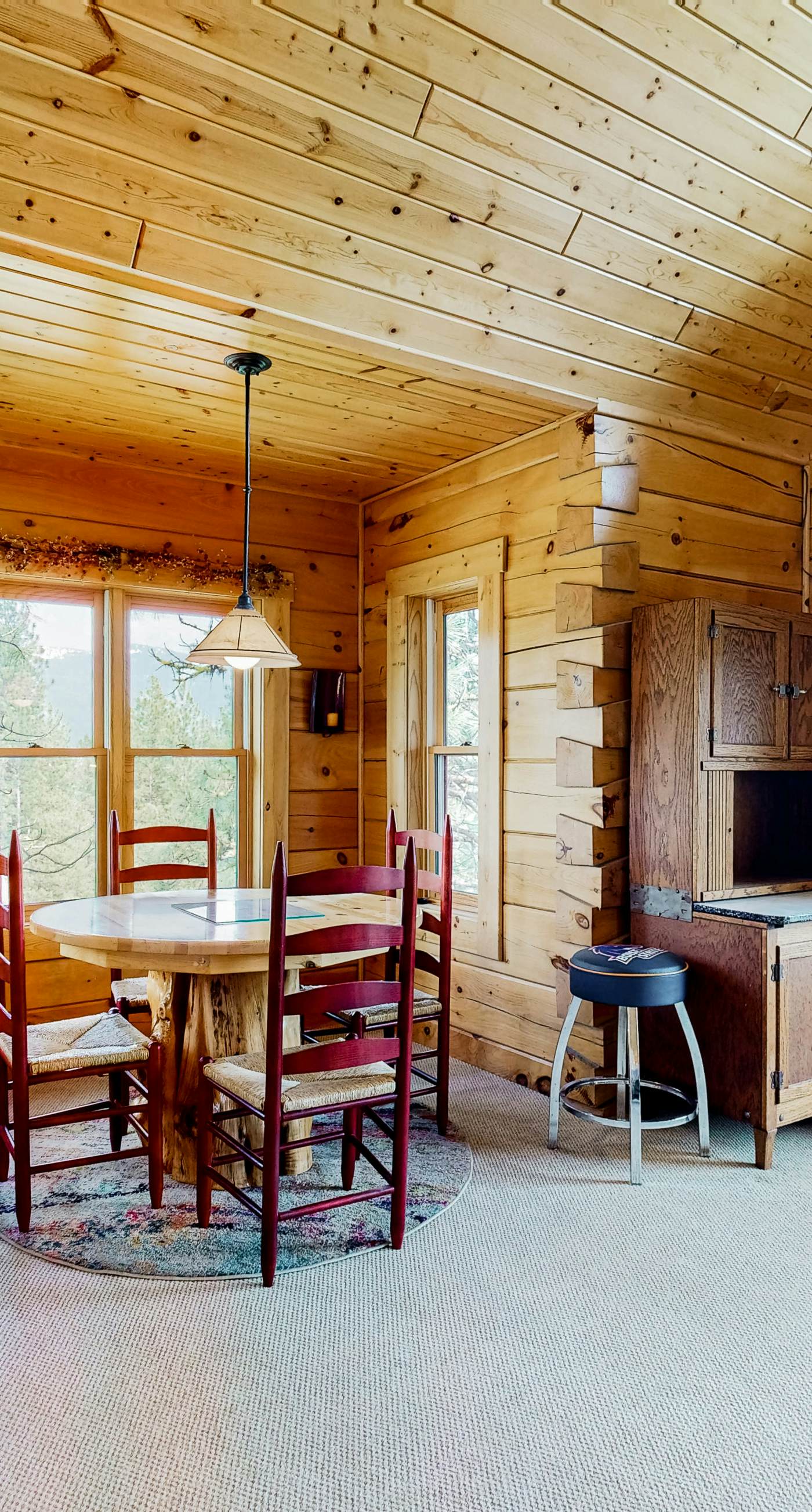 Mountain Retreat with Pool & Golf Access