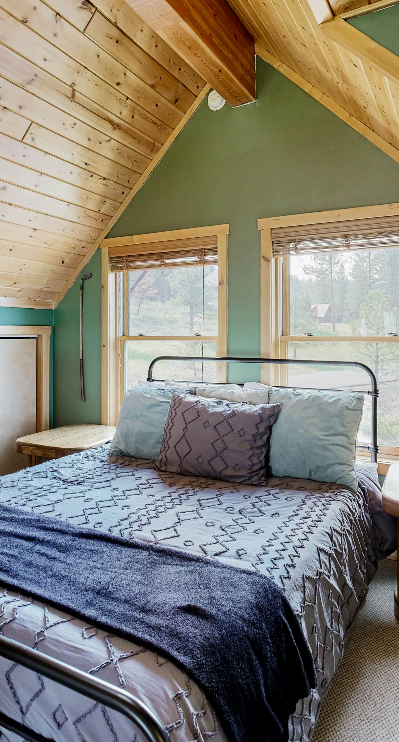 Mountain Retreat with Pool & Golf Access