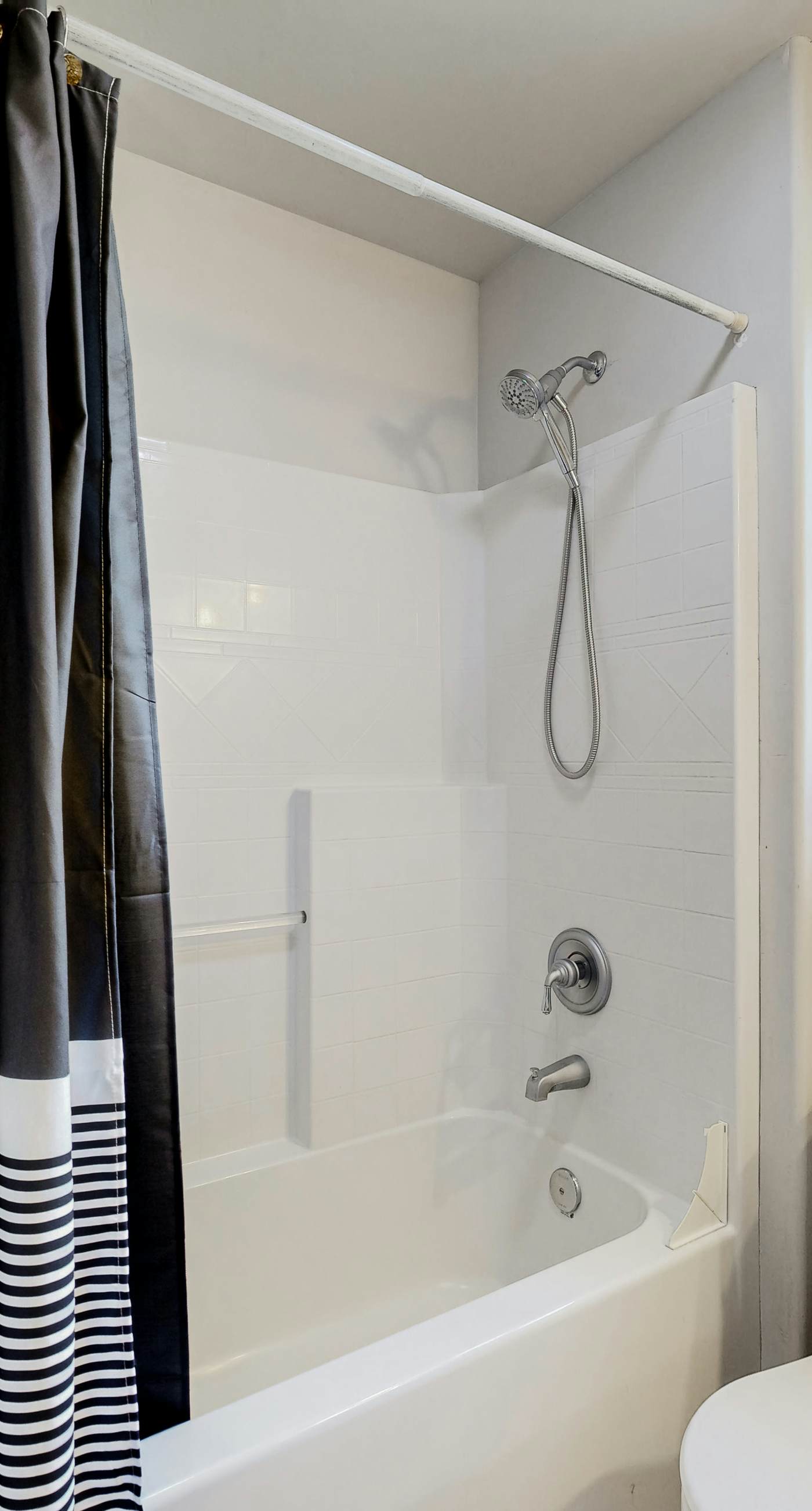 Mountain Retreat with Pool & Golf Access