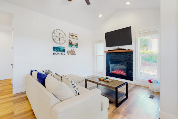 Lake Cascade Retreat Boat Launch Nearby