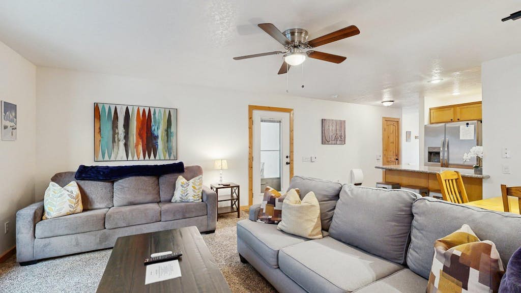 Central McCall Condo | Back Yard & Patio