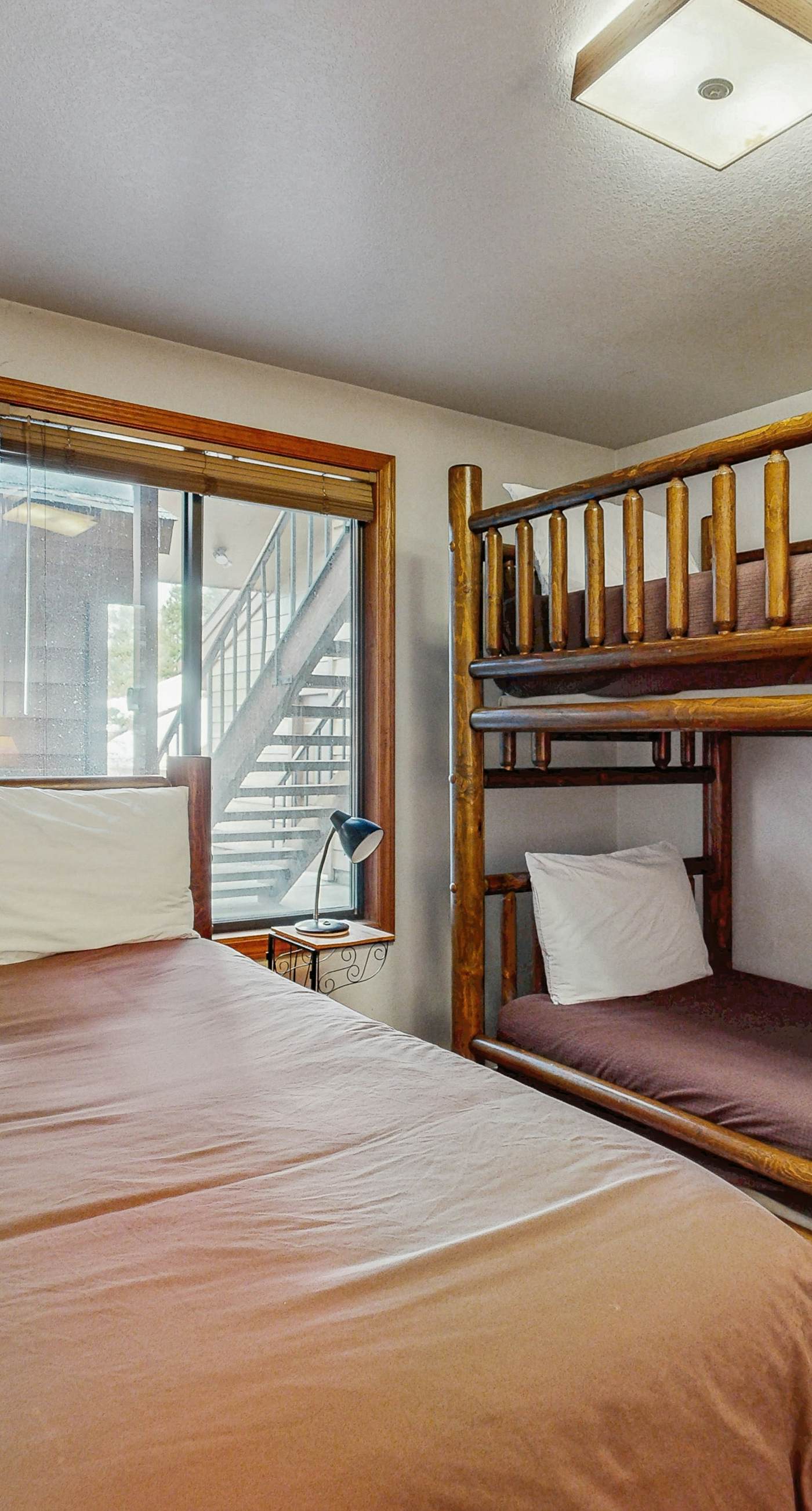 Golf Course Retreat - Pool Access & Lake Views