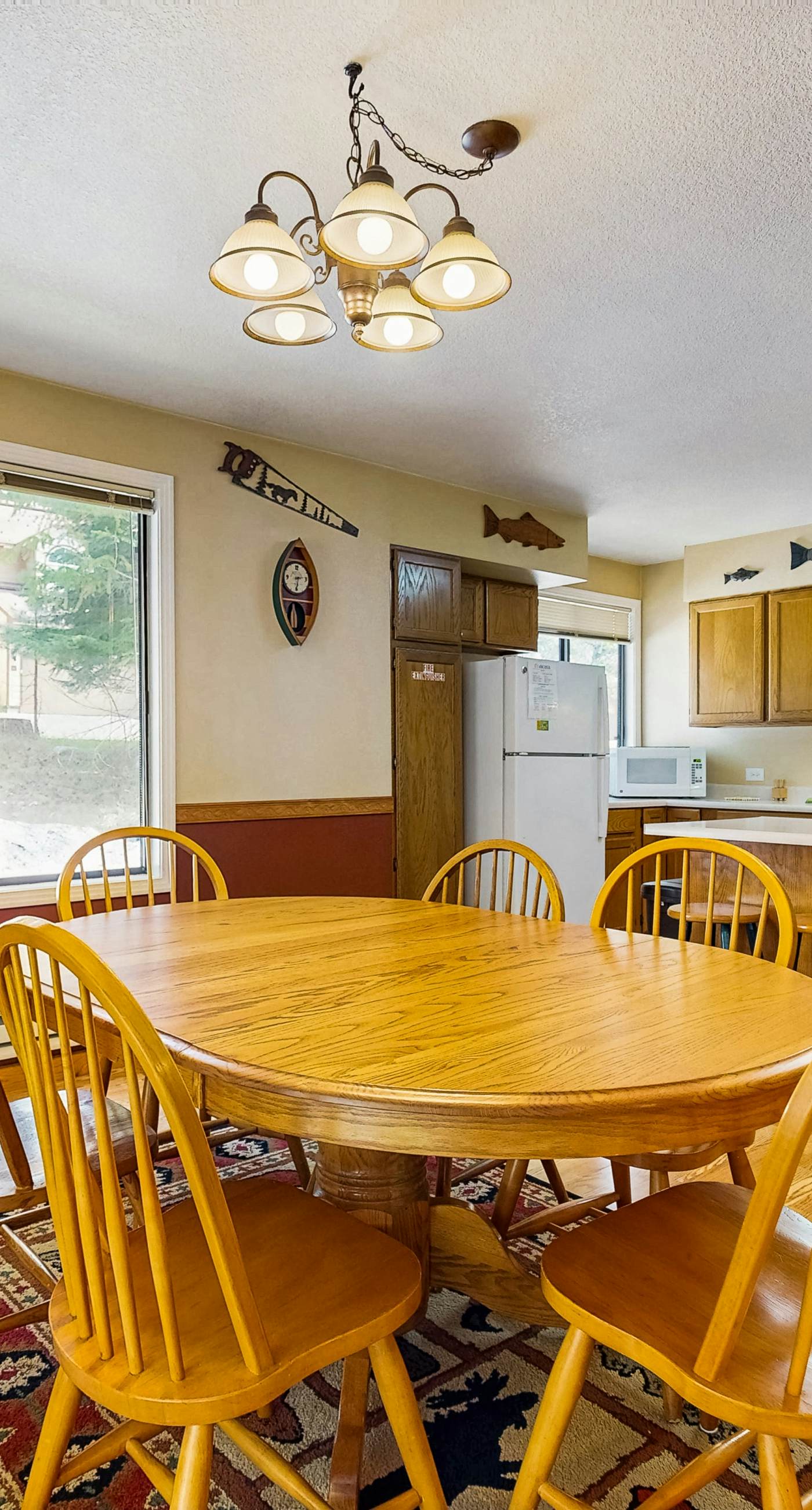 Bright McCall Retreat - Pool, Hot Tub & Fitness