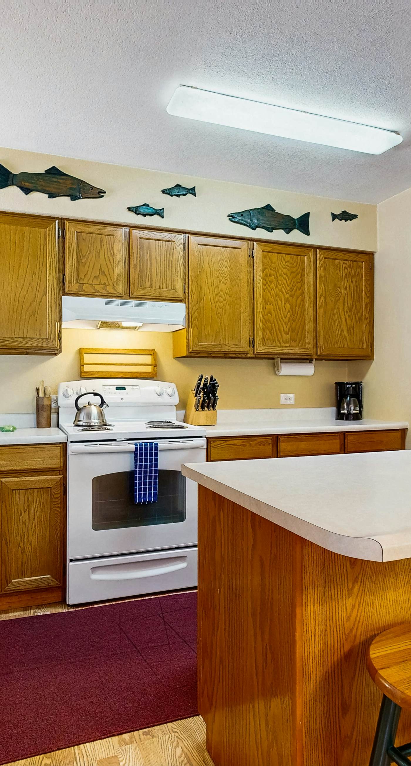 Bright McCall Retreat - Pool, Hot Tub & Fitness