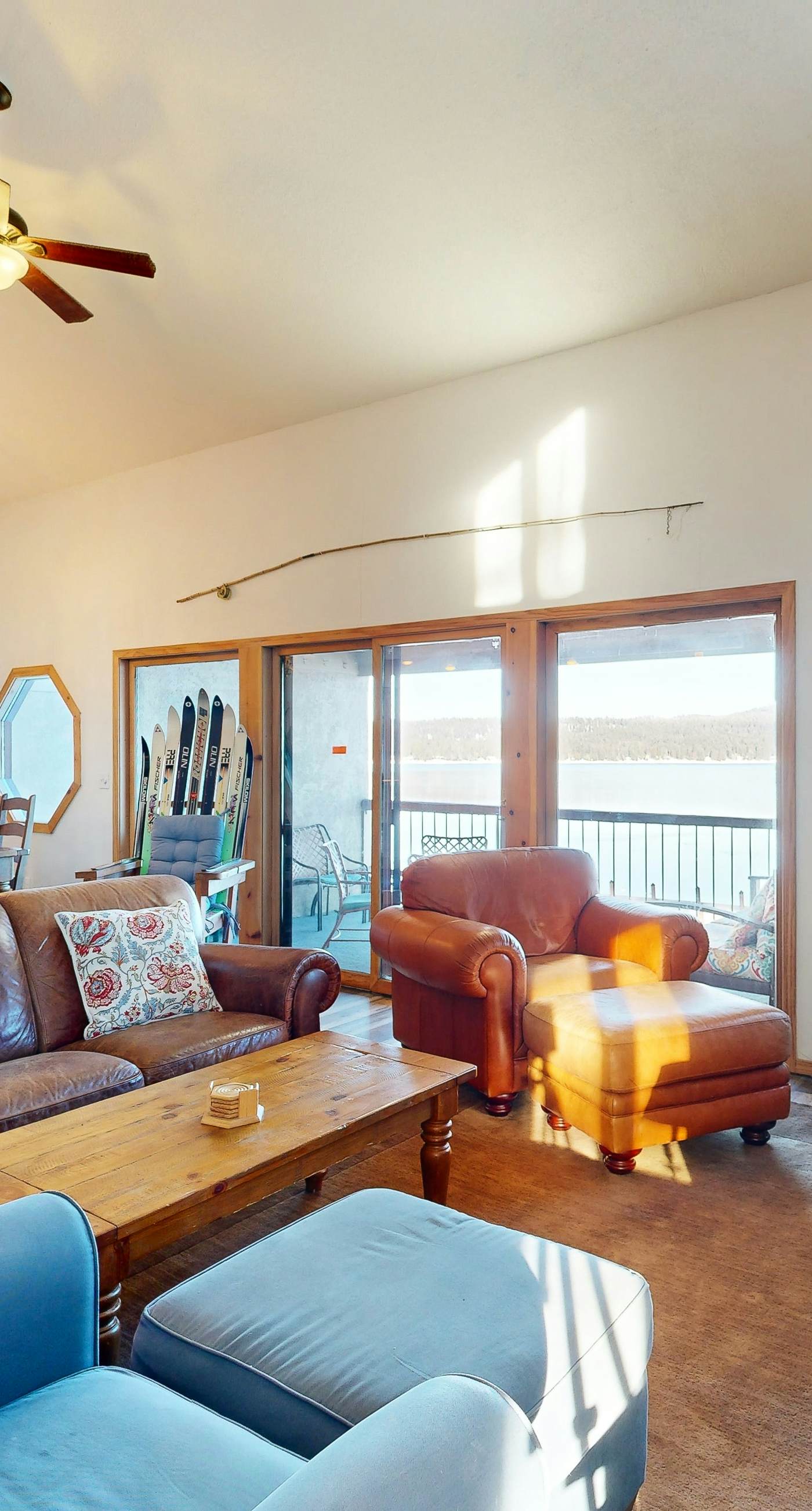 Lakeside Getaway: Beach Access, Shared Pool and Grills