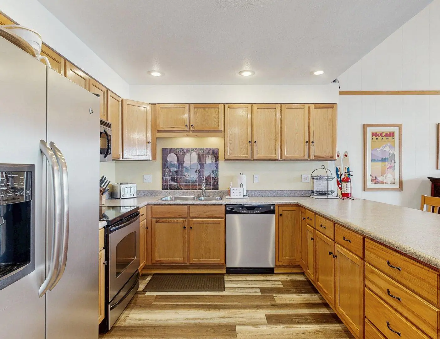 McCall Condo, Lakefront, Beach Access, Pool