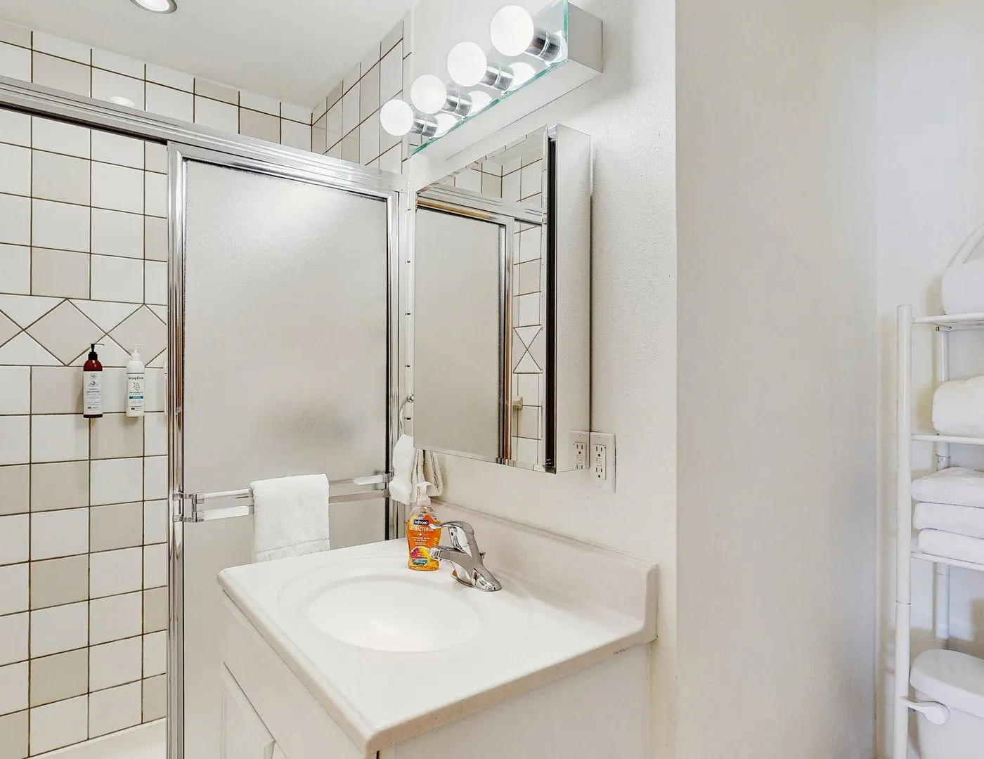 McCall Condo, Lakefront, Beach Access, Pool