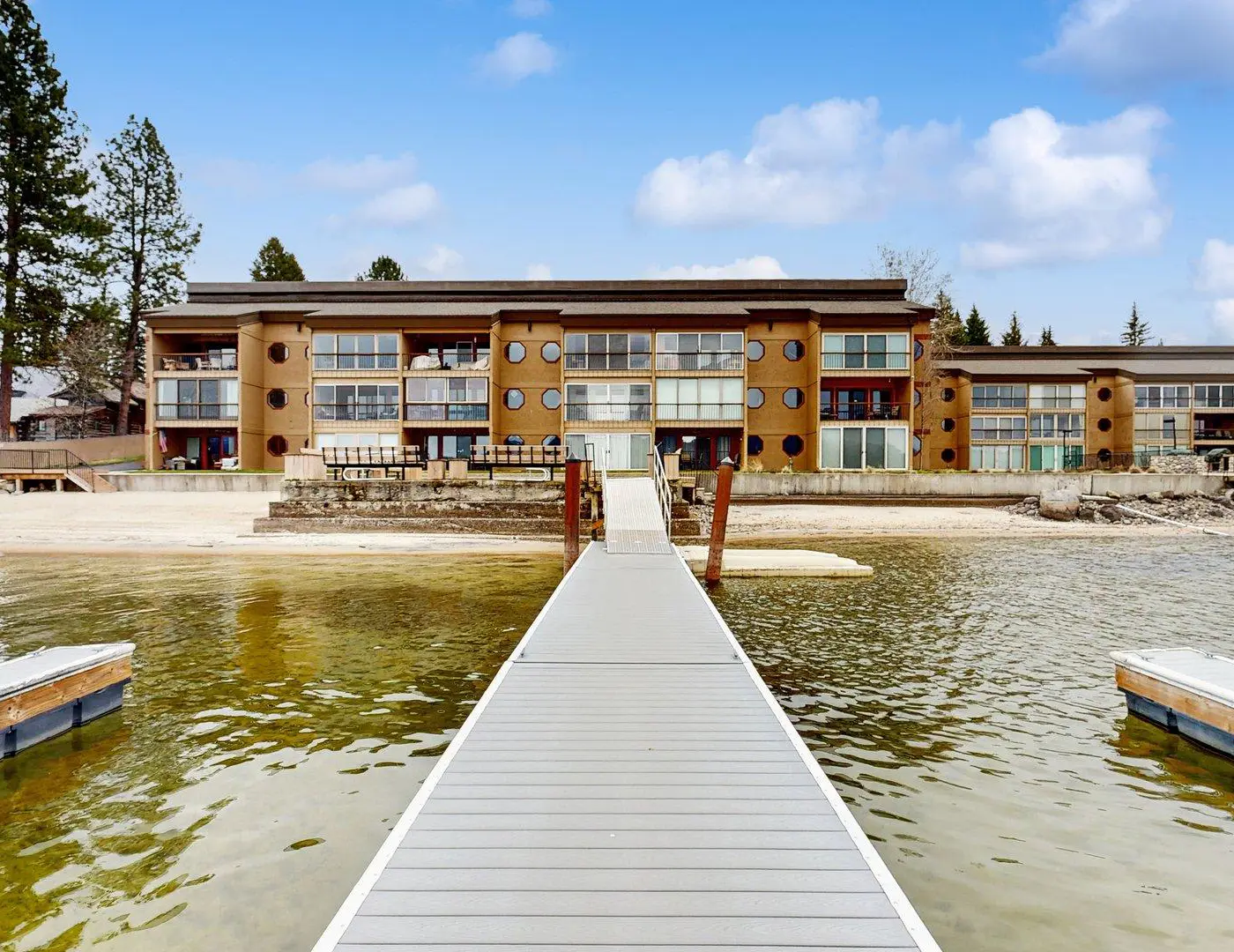 McCall Condo, Lakefront, Beach Access, Pool