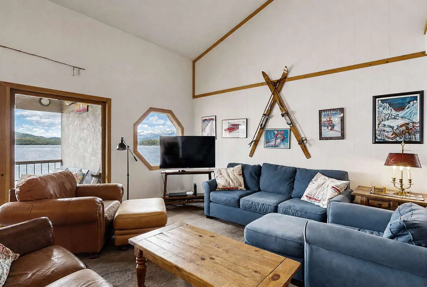 McCall Condo, Lakefront, Beach Access, Pool