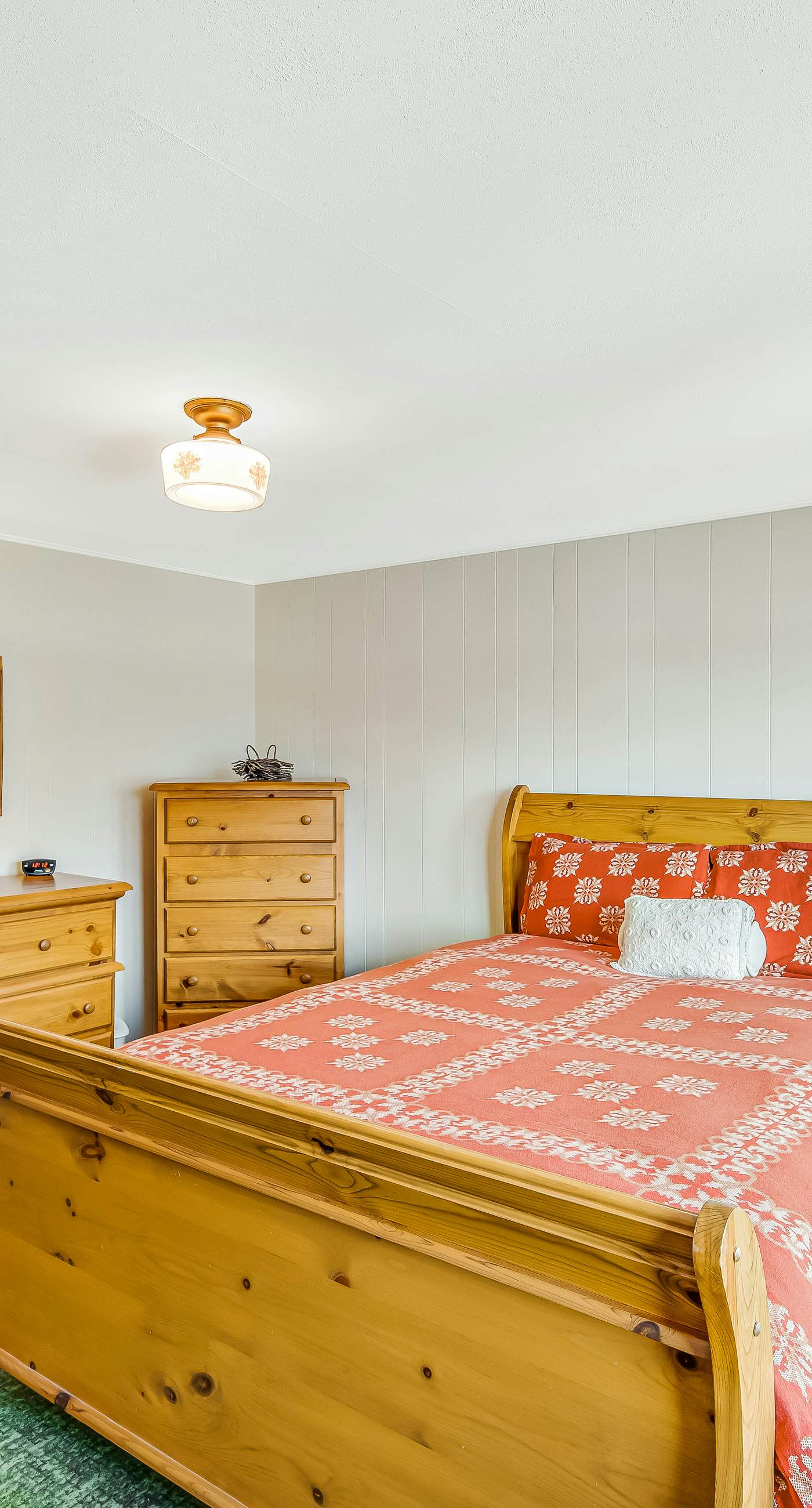 Secluded Lake Home - Dock, Deck & Beach Access