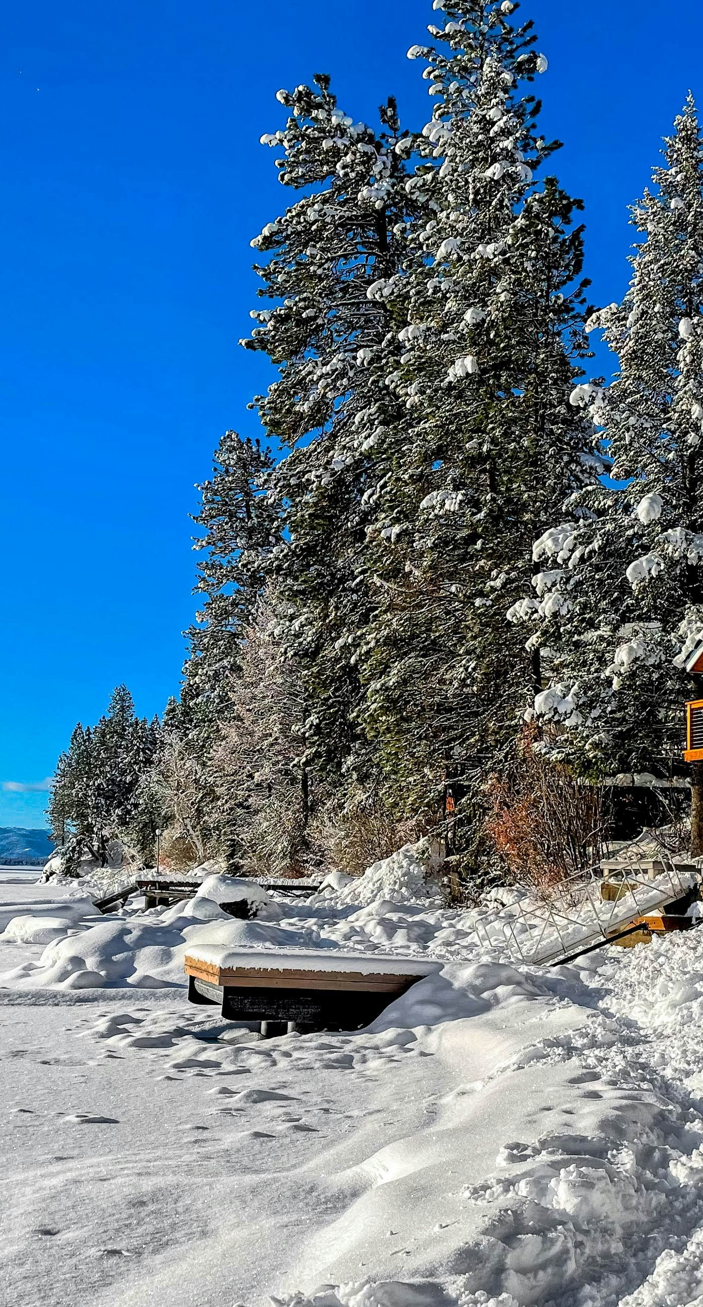 Secluded Lake Home - Dock, Deck & Beach Access