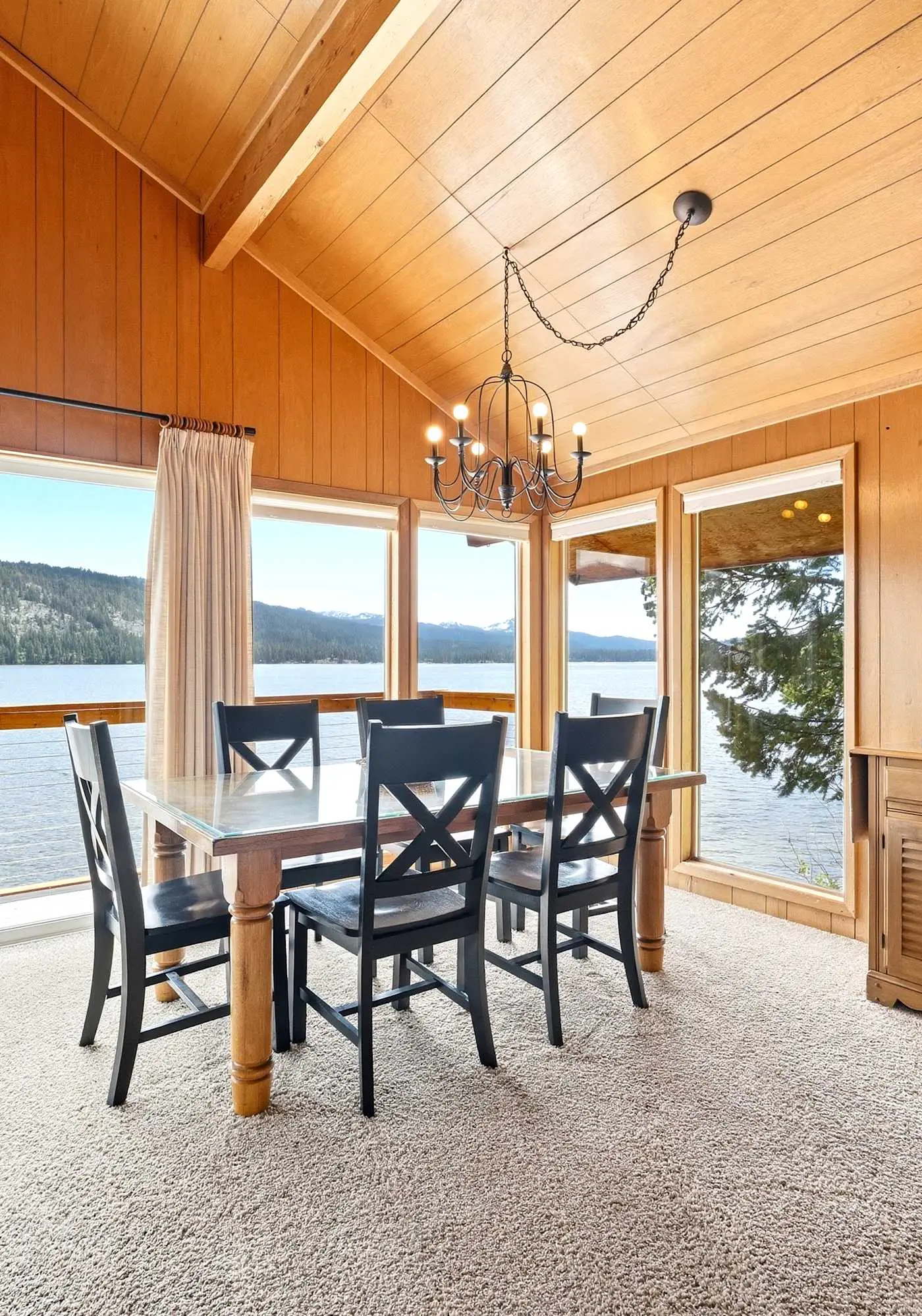 Secluded Lake Home - Dock, Deck & Beach Access