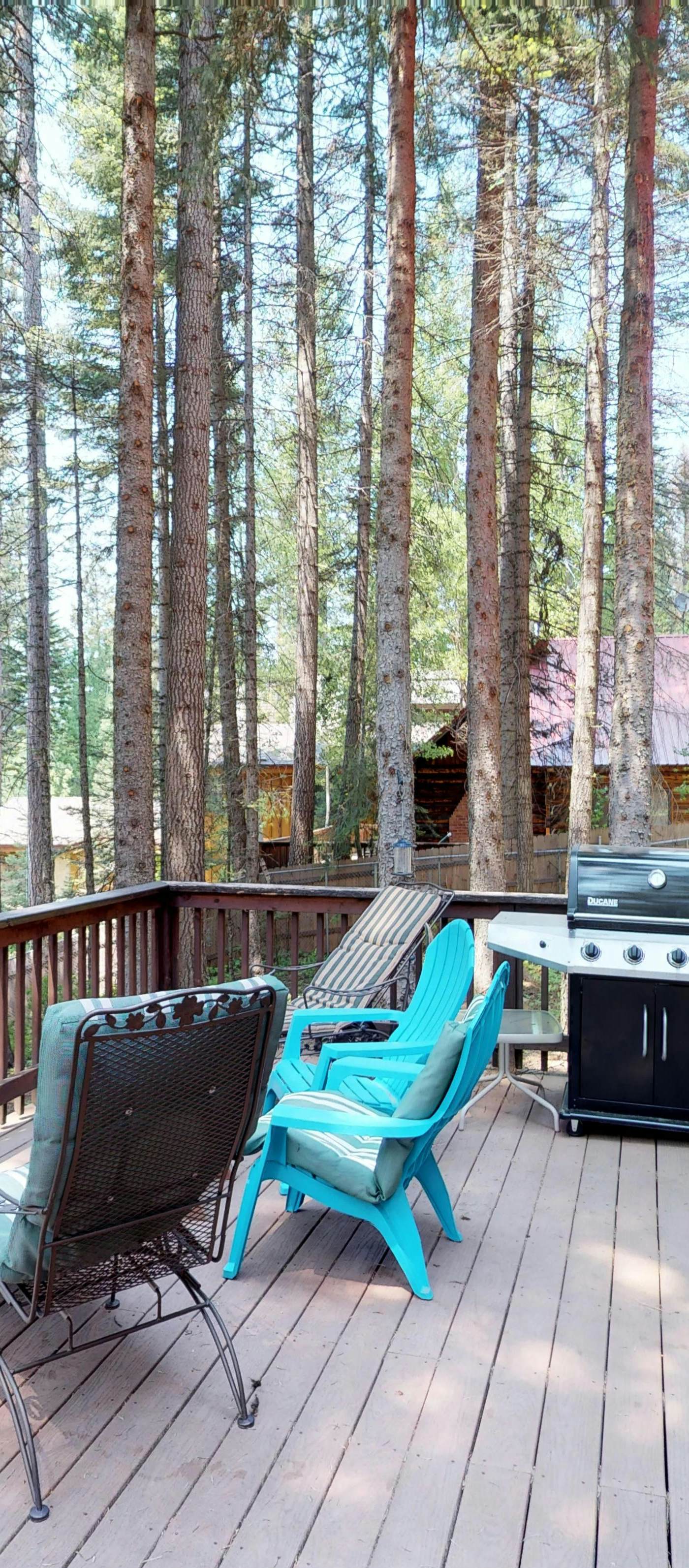 Rustic Lake House - Private Dock & Deck