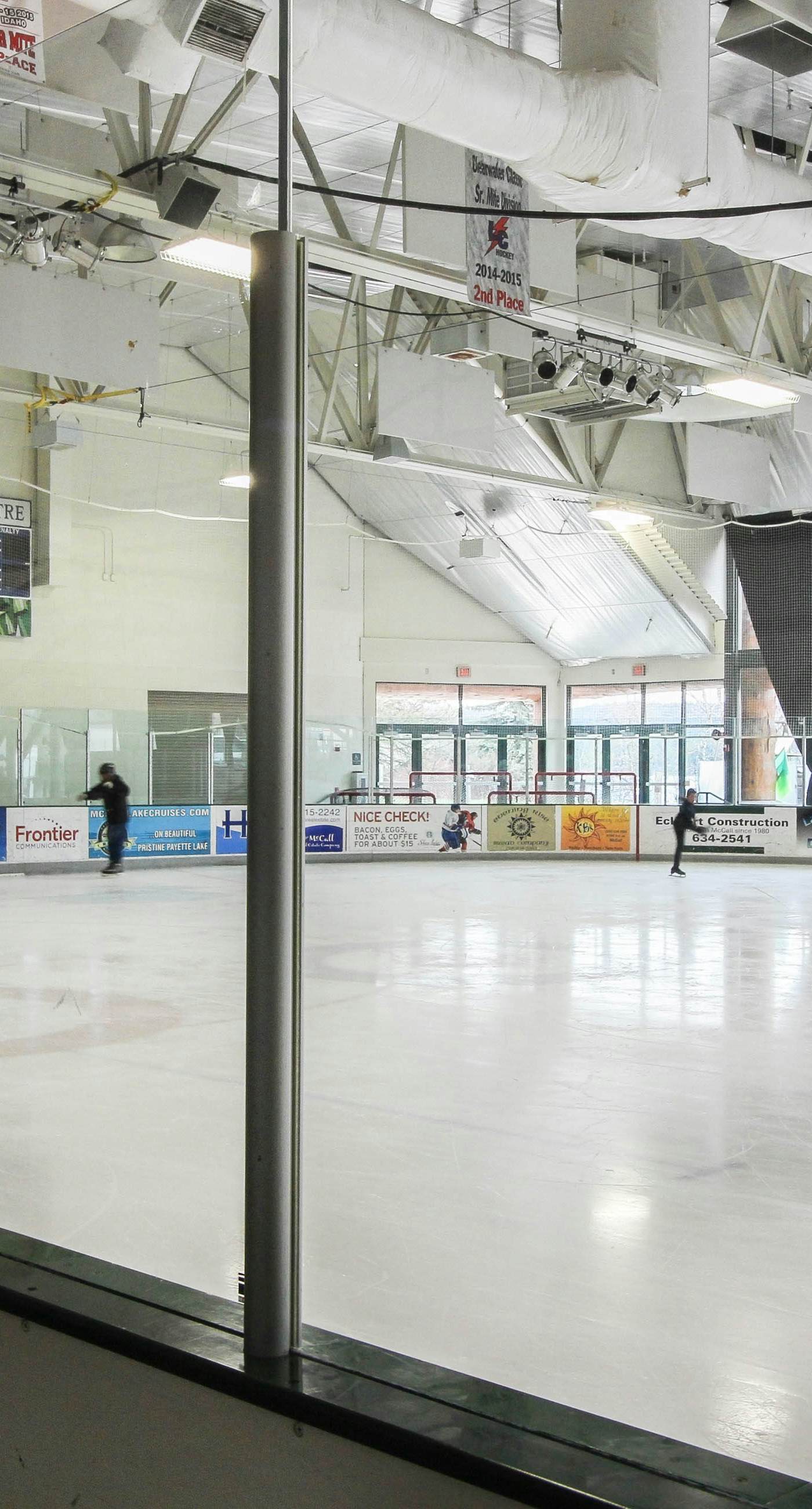 Crystal Beach Condo - Lake Views & Pool