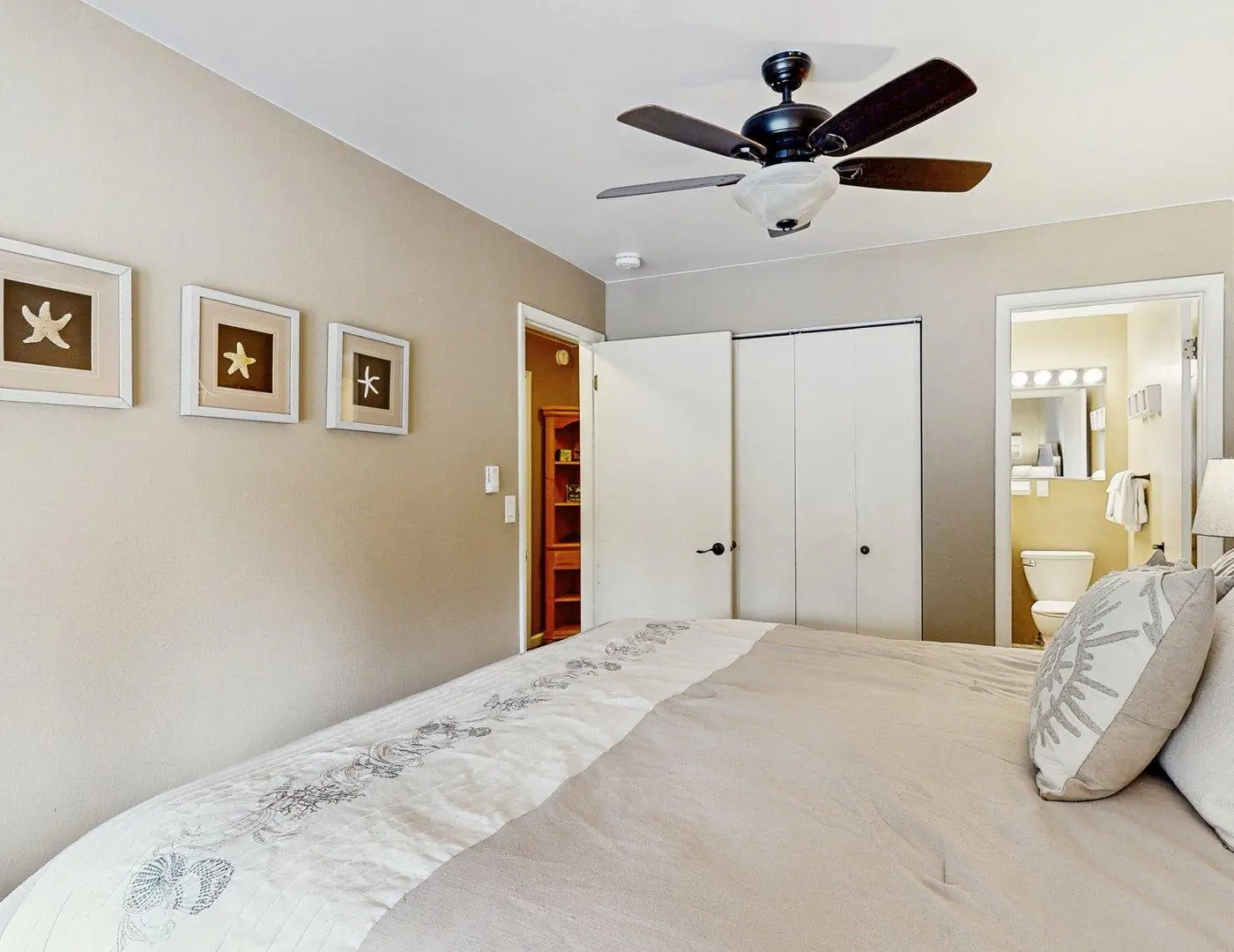 Lakefront McCall Condo, Pool, Beach, Walk to Town