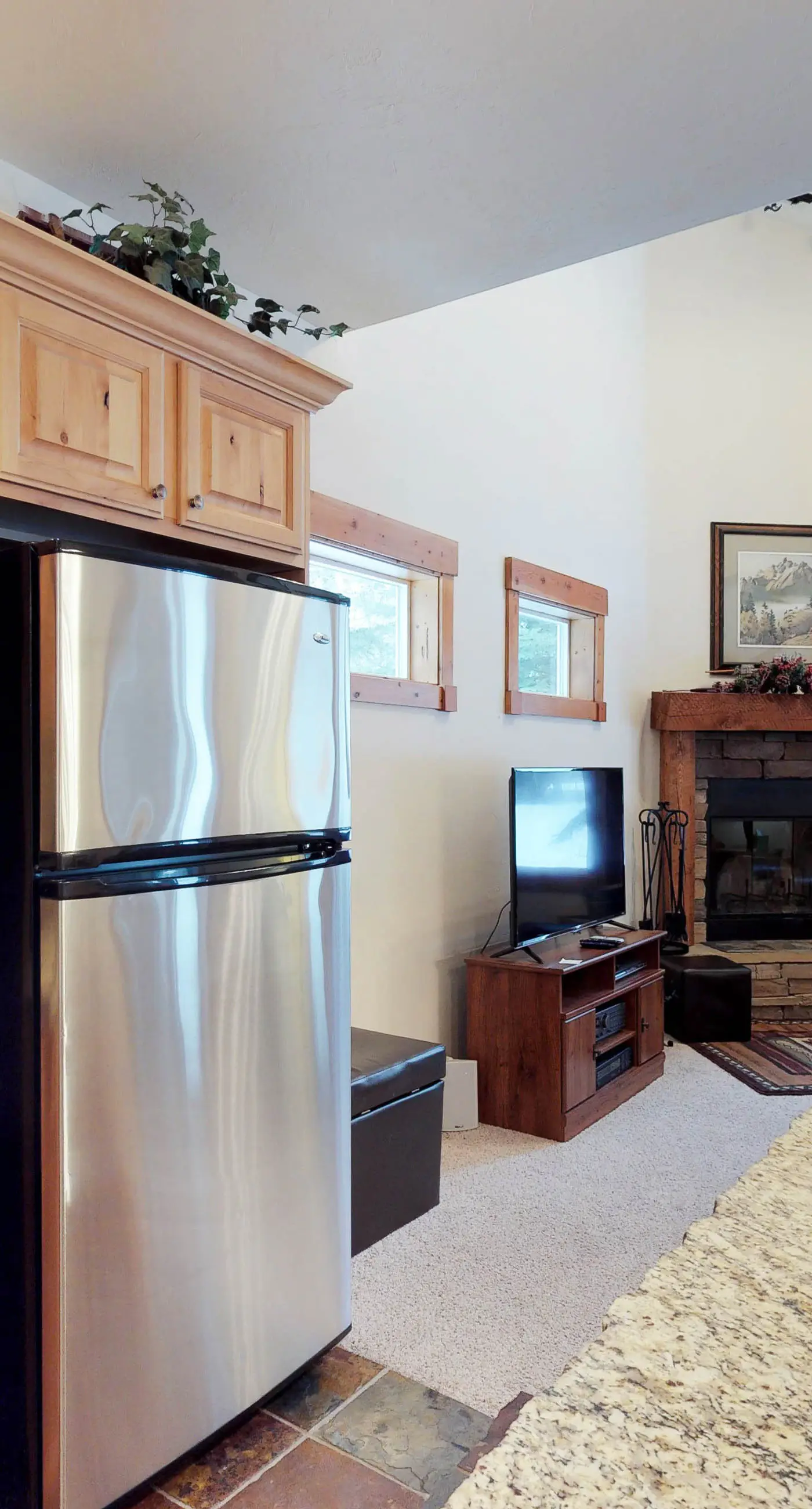 McCall Golf Condo - Pool, Courts & Patio