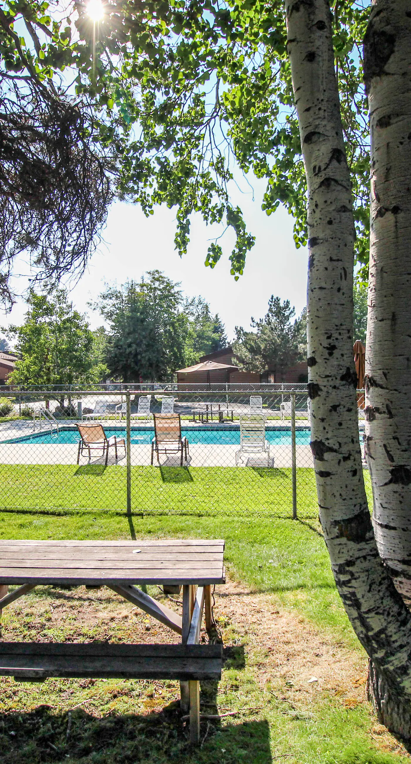 McCall Golf Condo - Pool, Courts & Patio