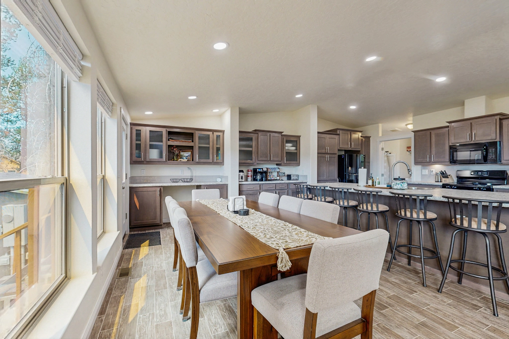 Meadow View Cabin Hot Tub & Fire Pit