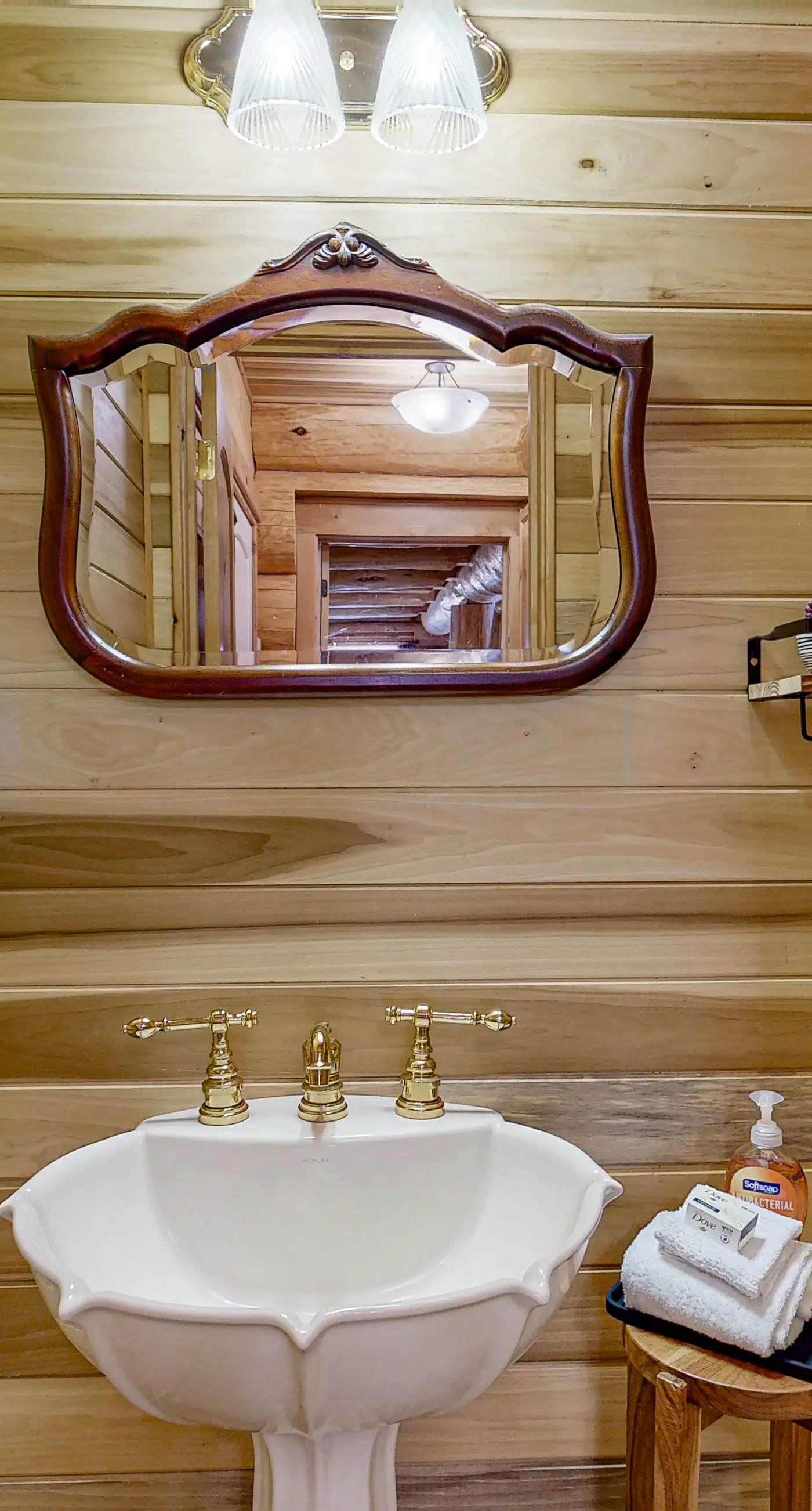 Lakefront Cascade Cabin Private Dock & Games
