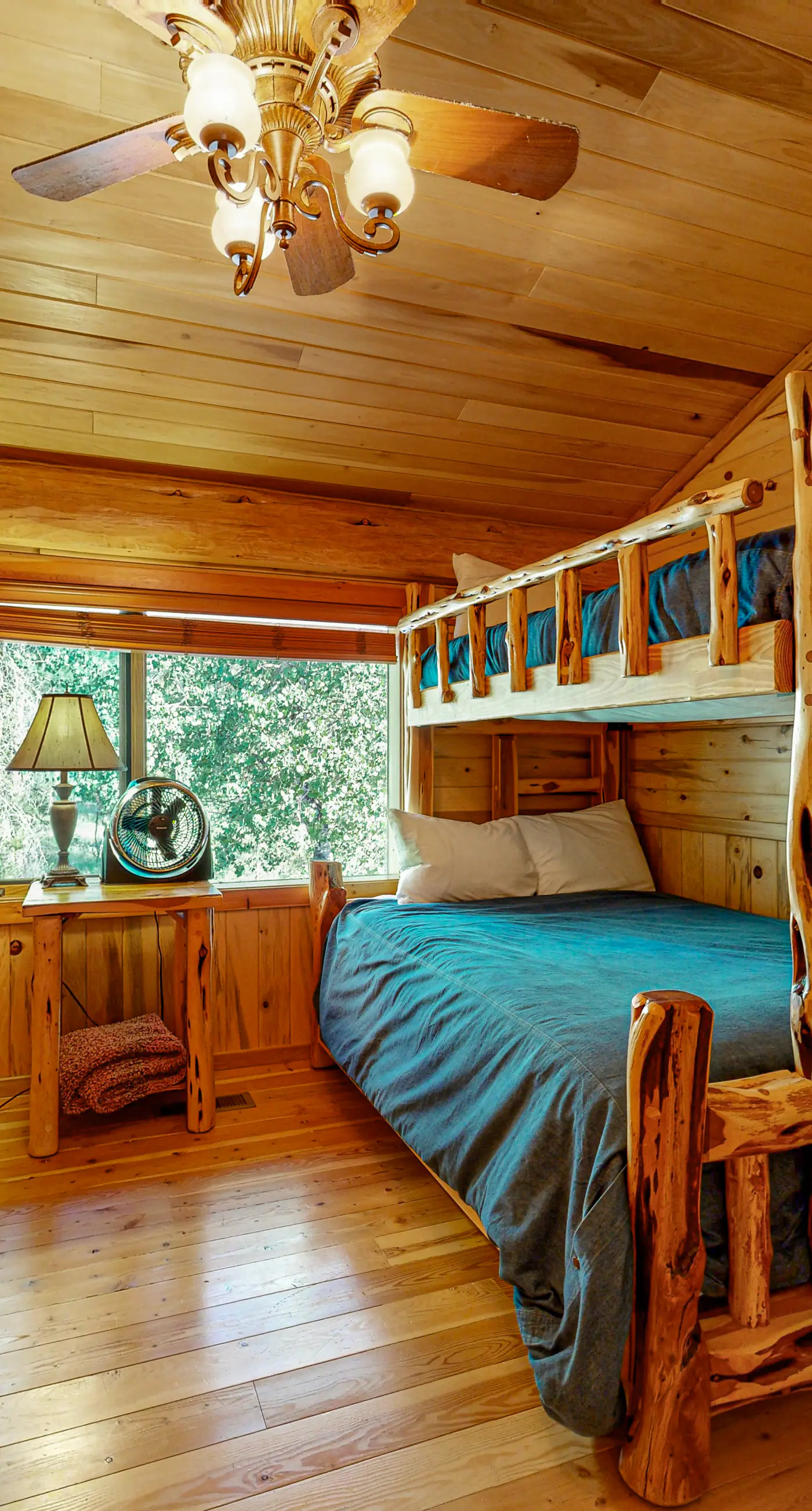 Lakefront Cascade Cabin Private Dock & Games