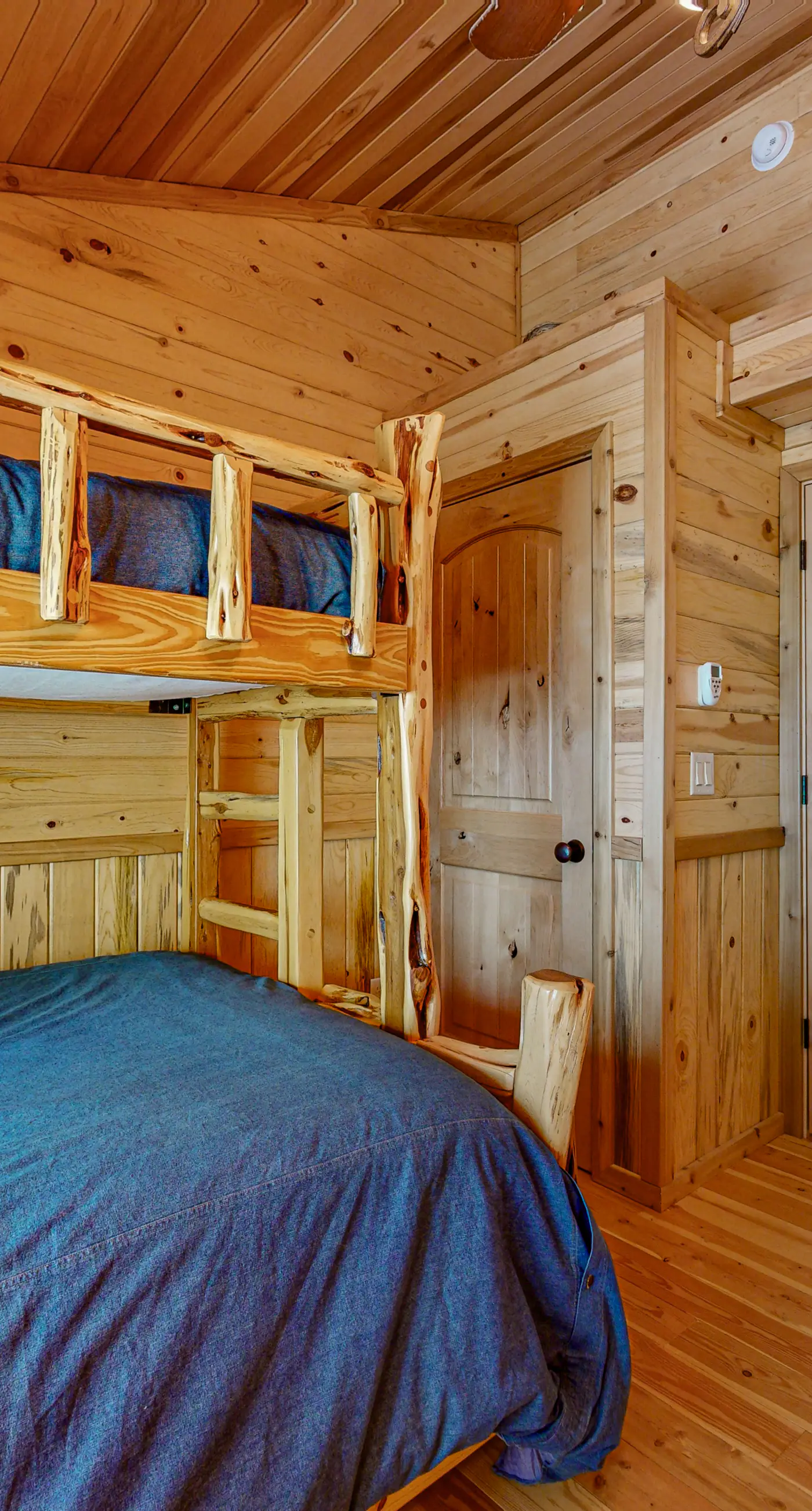 Lakefront Cascade Cabin Private Dock & Games
