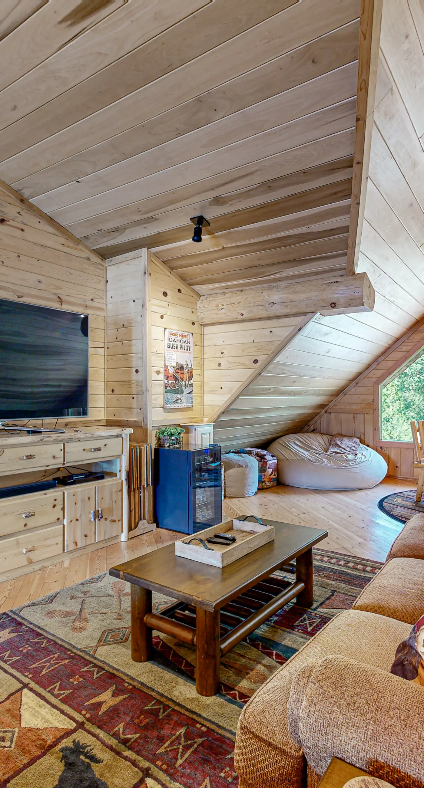 Lakefront Cascade Cabin Private Dock & Games
