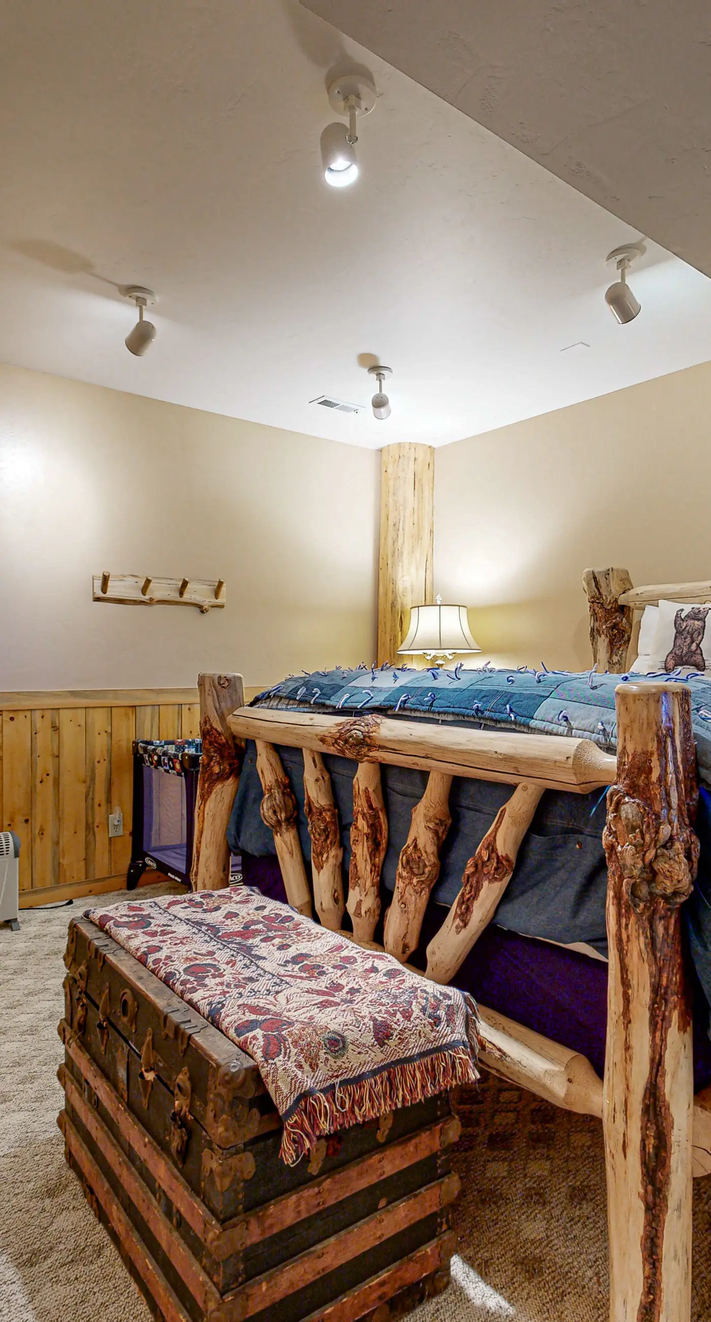 Lakefront Cascade Cabin Private Dock & Games