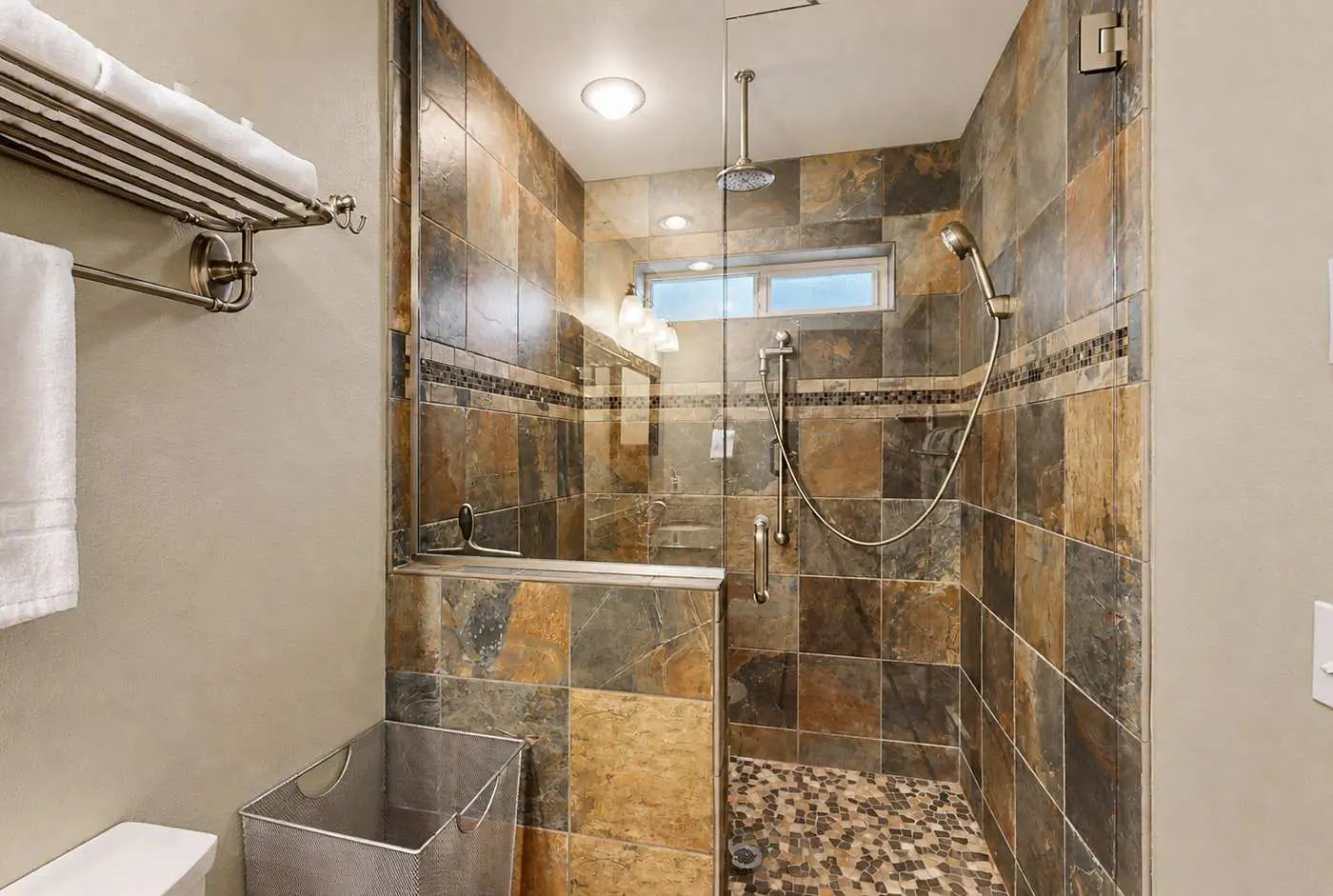 McCall Golf Course Cabin | Pool, Deck, Loft