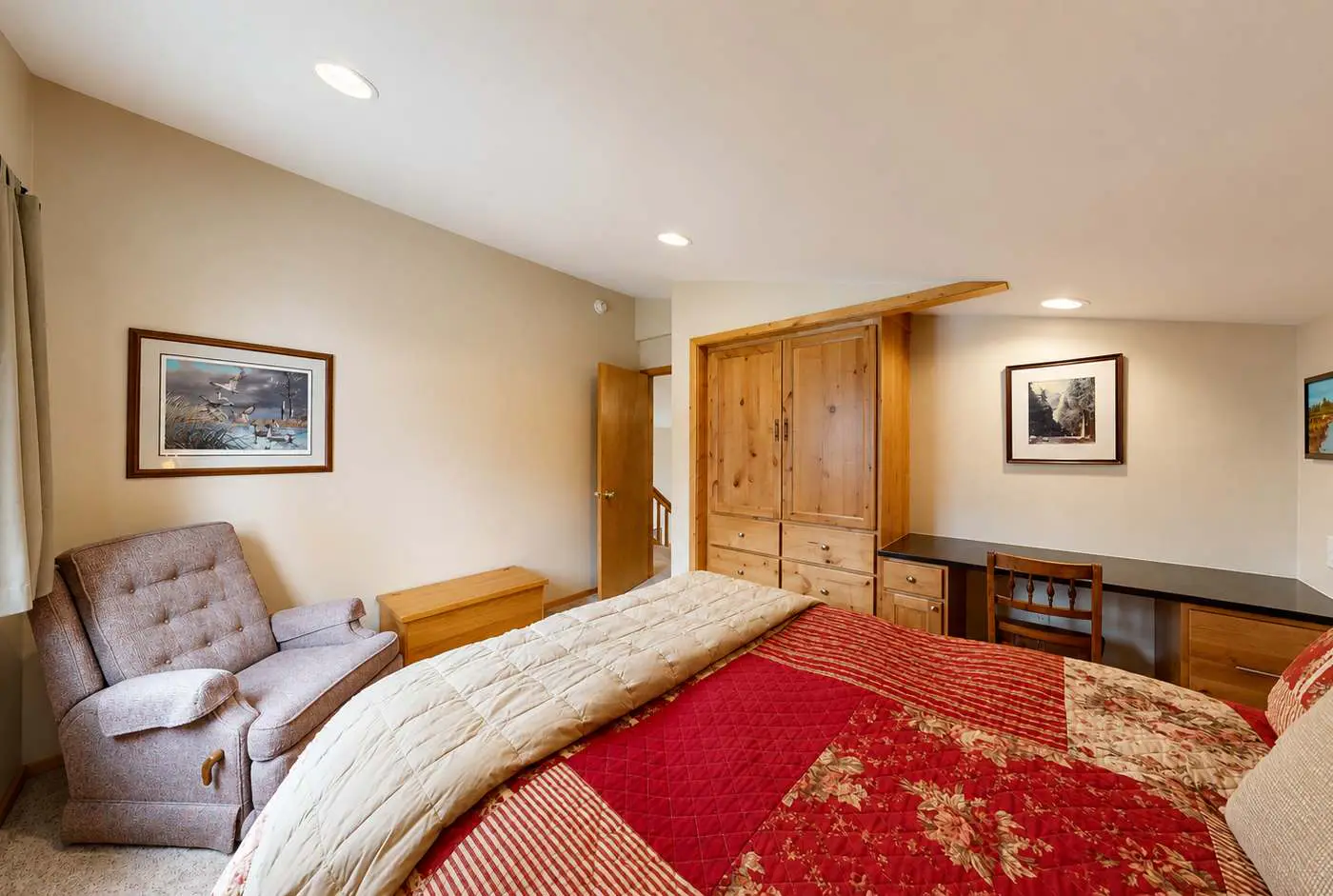 McCall Golf Course Cabin | Pool, Deck, Loft