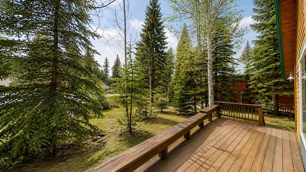 McCall Golf Course Cabin | Pool, Deck, Loft
