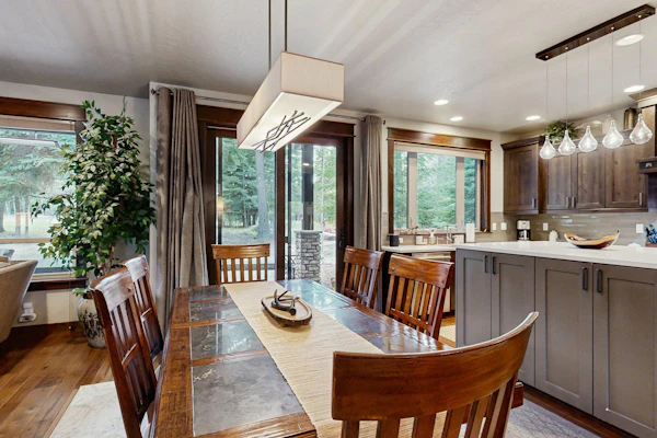 A beautifully designed, modern Spring Mountain Ranch home with three king bedrooms, a warm and inviting feel, and access to resort-style amenities including a pool, hot tub, sauna, and courts. Enjoy a spacious open layout, covered patio, firepit, outdoor TV, and a comfortable setting just minutes from downtown McCall.