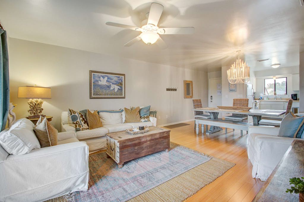 Peaceful Marsh-View with Kayaks & Beach Access 