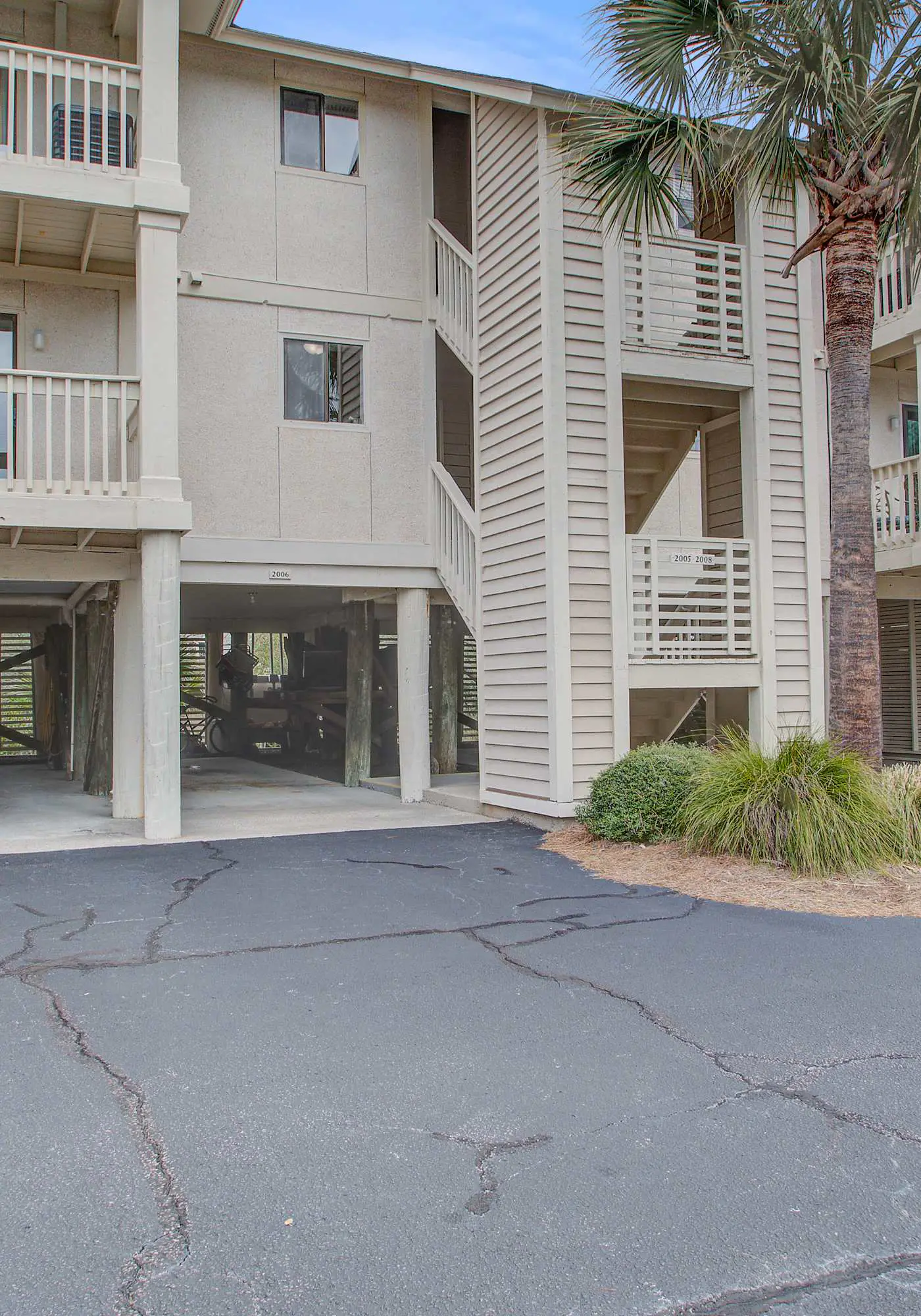Peaceful Marsh-View with Kayaks & Beach Access 