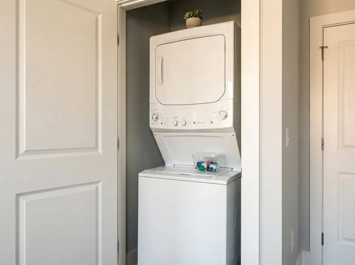 Boulevard Stays Midtown 1BR Pool, Gym, Parking 01