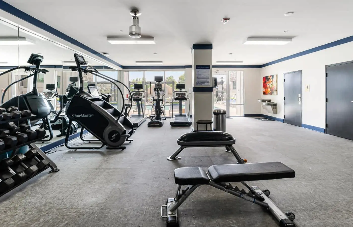 Boulevard Stays Midtown 1BR Pool, Gym, Parking 01