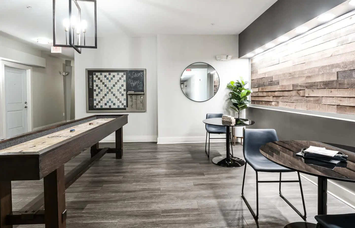 Boulevard Stays Midtown 30ft Ceilings 1BR 01