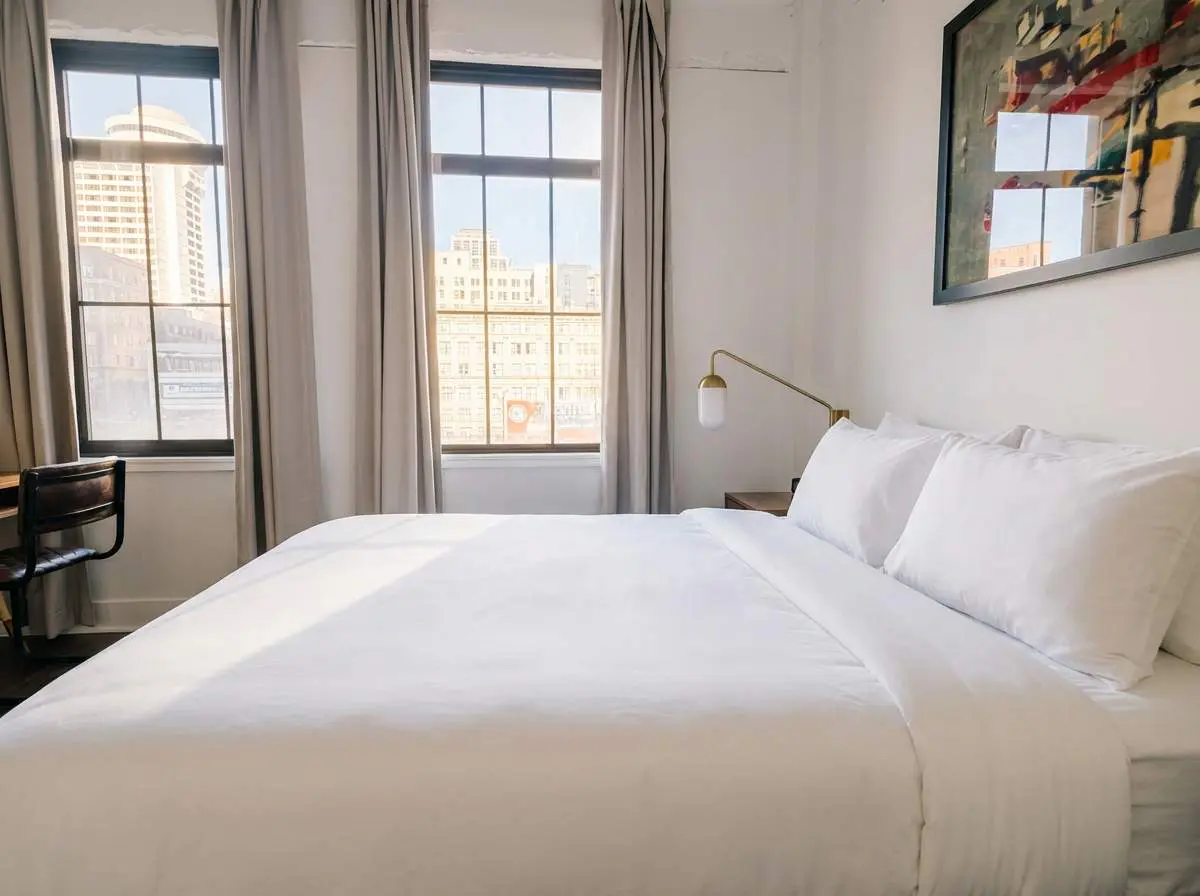 Boulevard Stays Downtown Nashville Studio