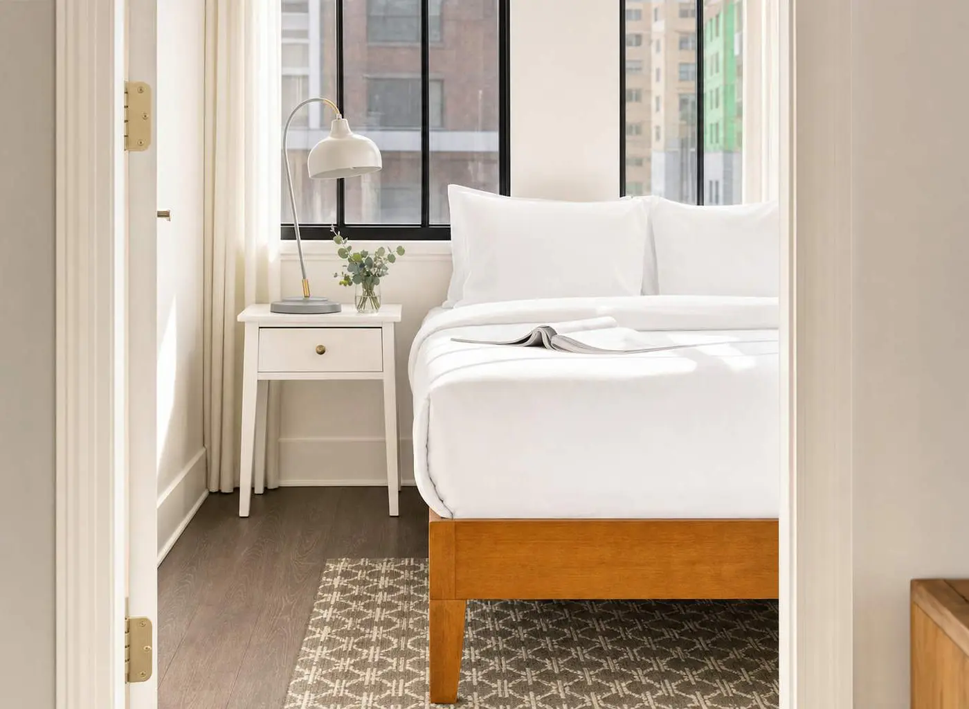 Boulevard Stays - 2BR, Steps to Broadway, Ryman