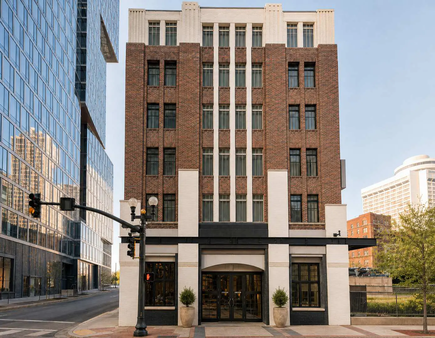Boulevard Stays - 2BR, Steps to Broadway, Ryman