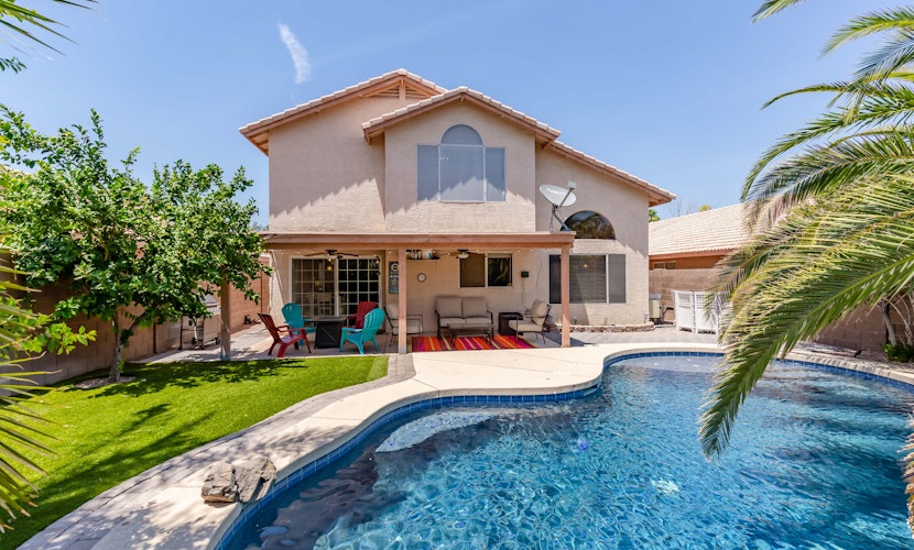 Relax in Style! Private Pool, Resort Backyard & 4BR Luxury Oasis in Chandler