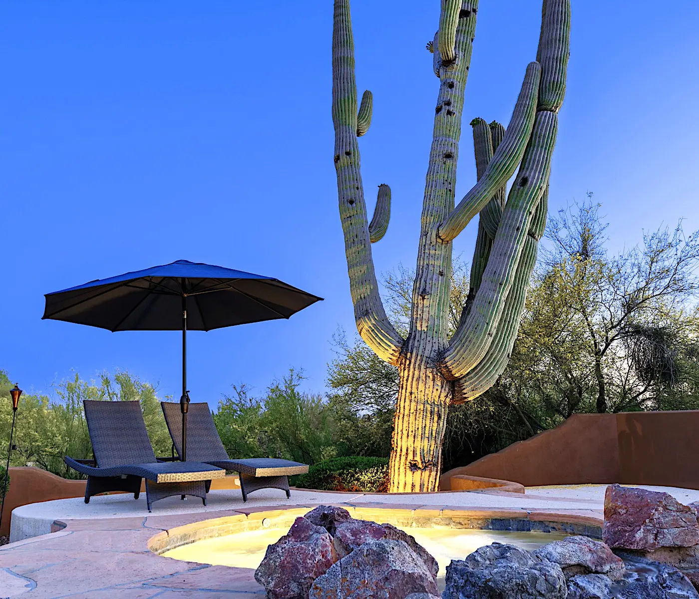 Pinnacle Peak Estate