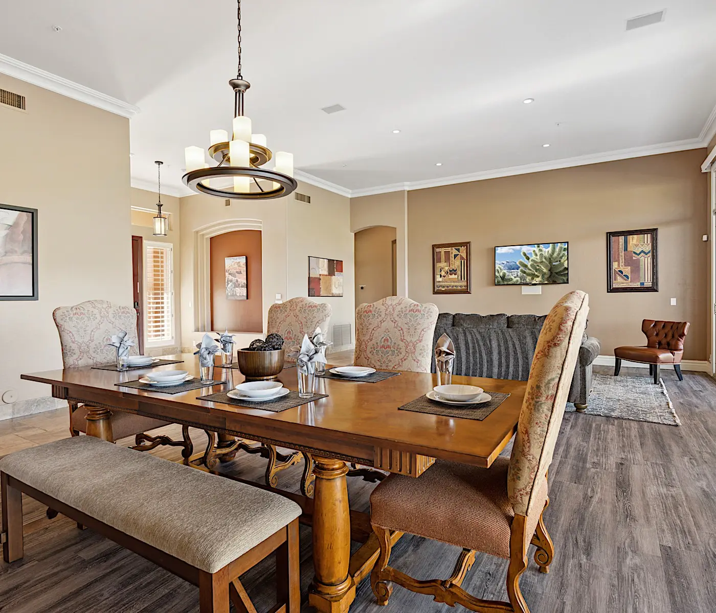 Pinnacle Peak Estate