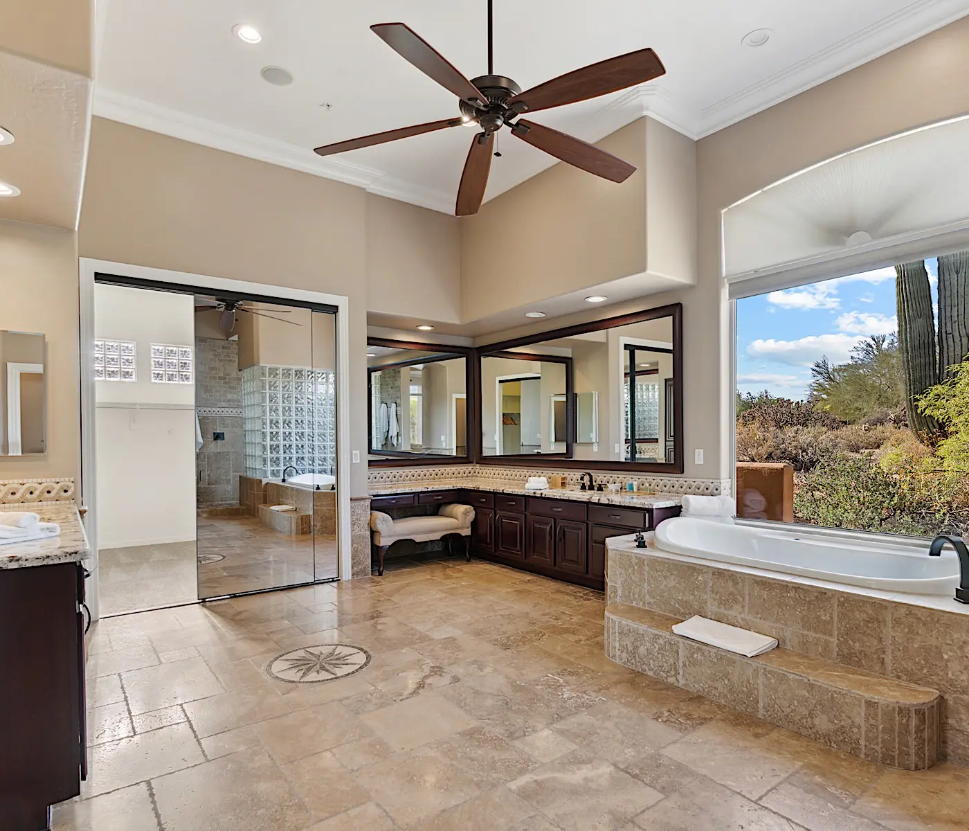 Pinnacle Peak Estate